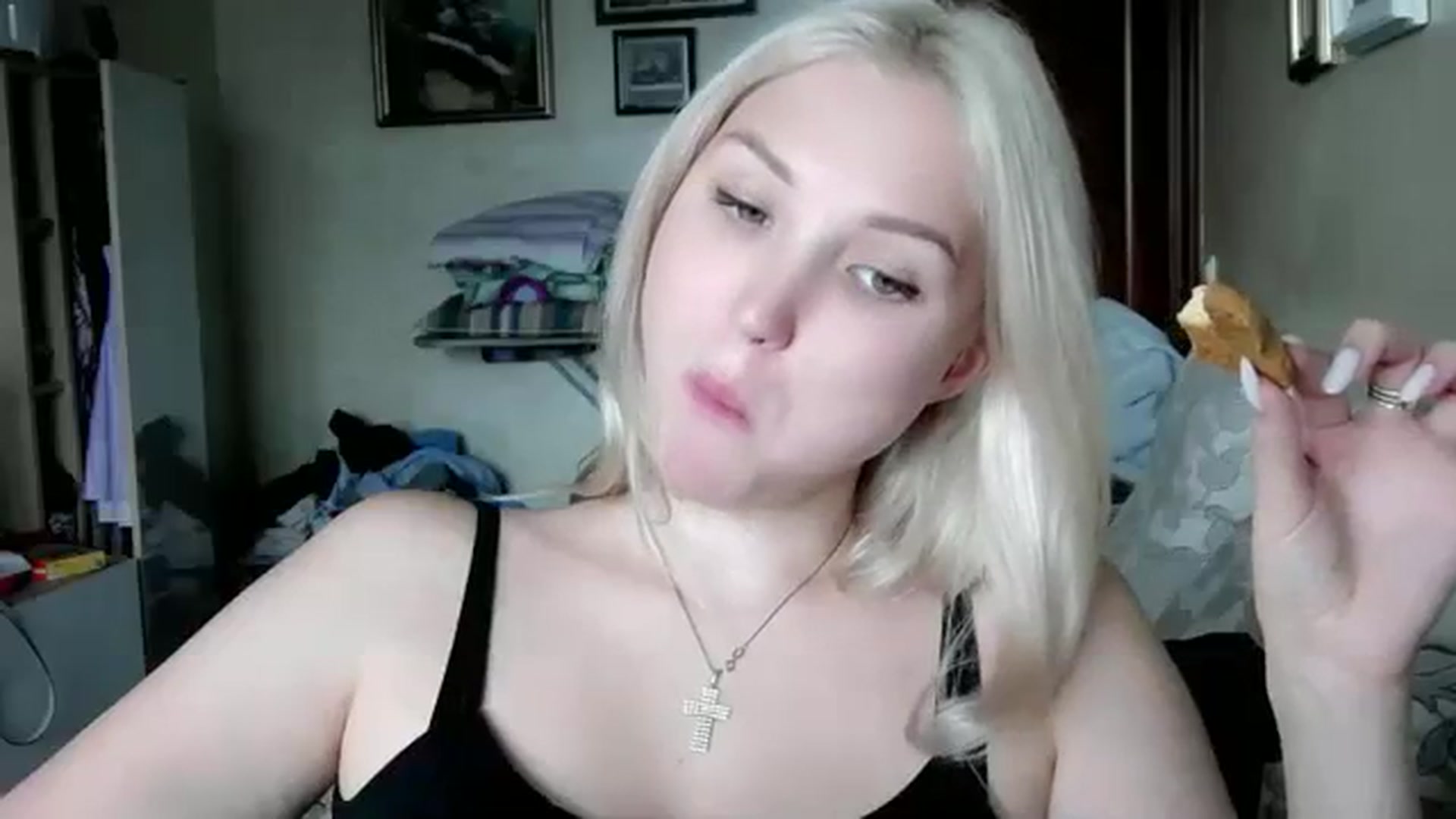 Gallery image thumbnail from Ashley_cutie_'s myfreecams stream on, 08/23/2023, 09:14 image 11 of 20