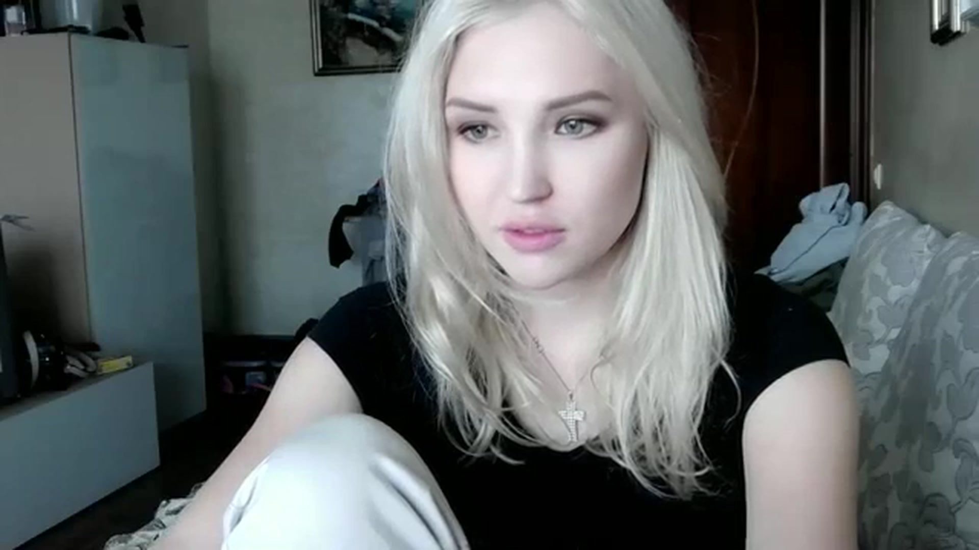 Gallery image thumbnail from Ashley_cutie_'s myfreecams stream on, 08/24/2023, 07:04 image 6 of 20