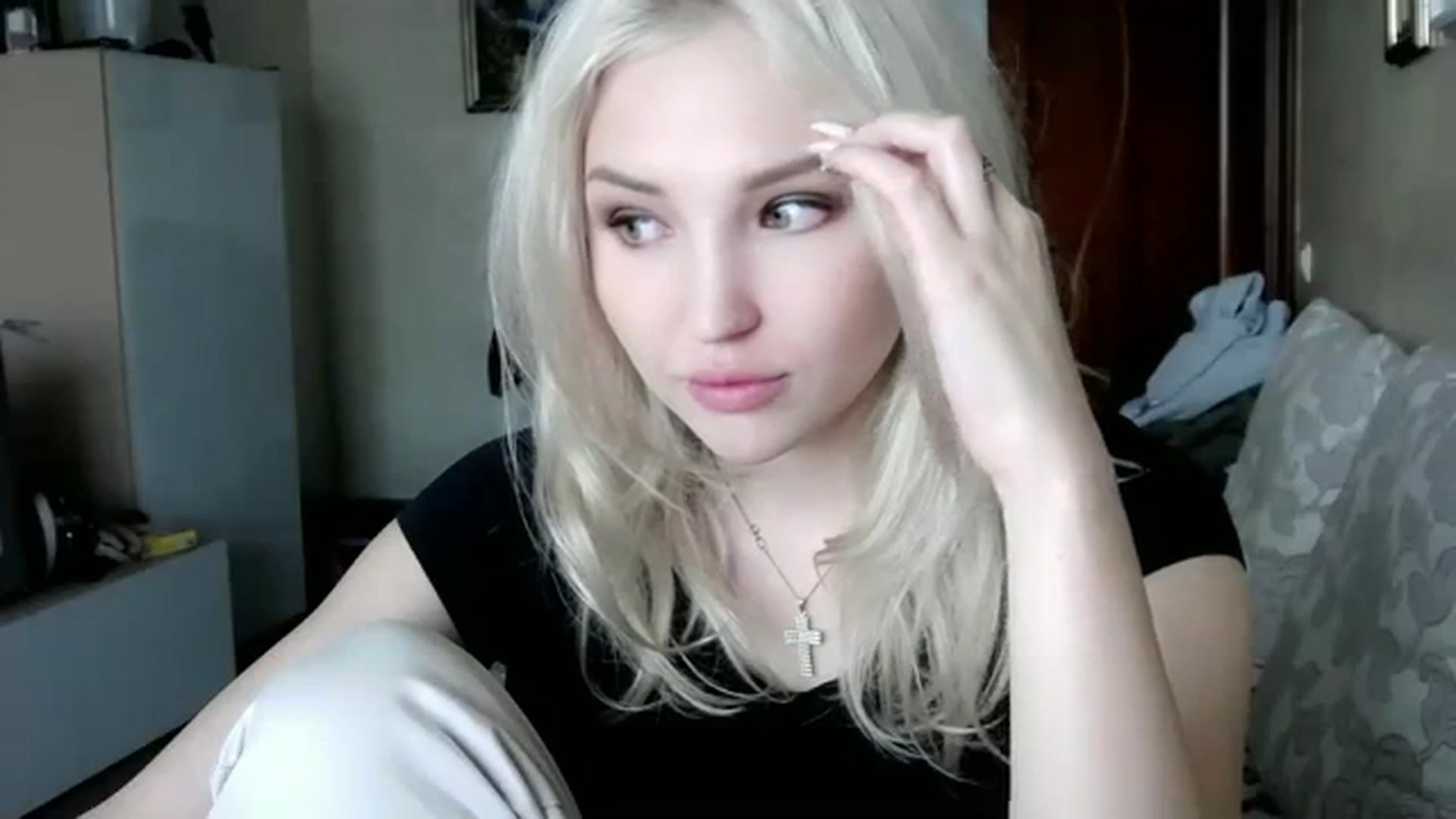 Gallery image thumbnail from Ashley_cutie_'s myfreecams stream on, 08/24/2023, 07:04 image 4 of 20