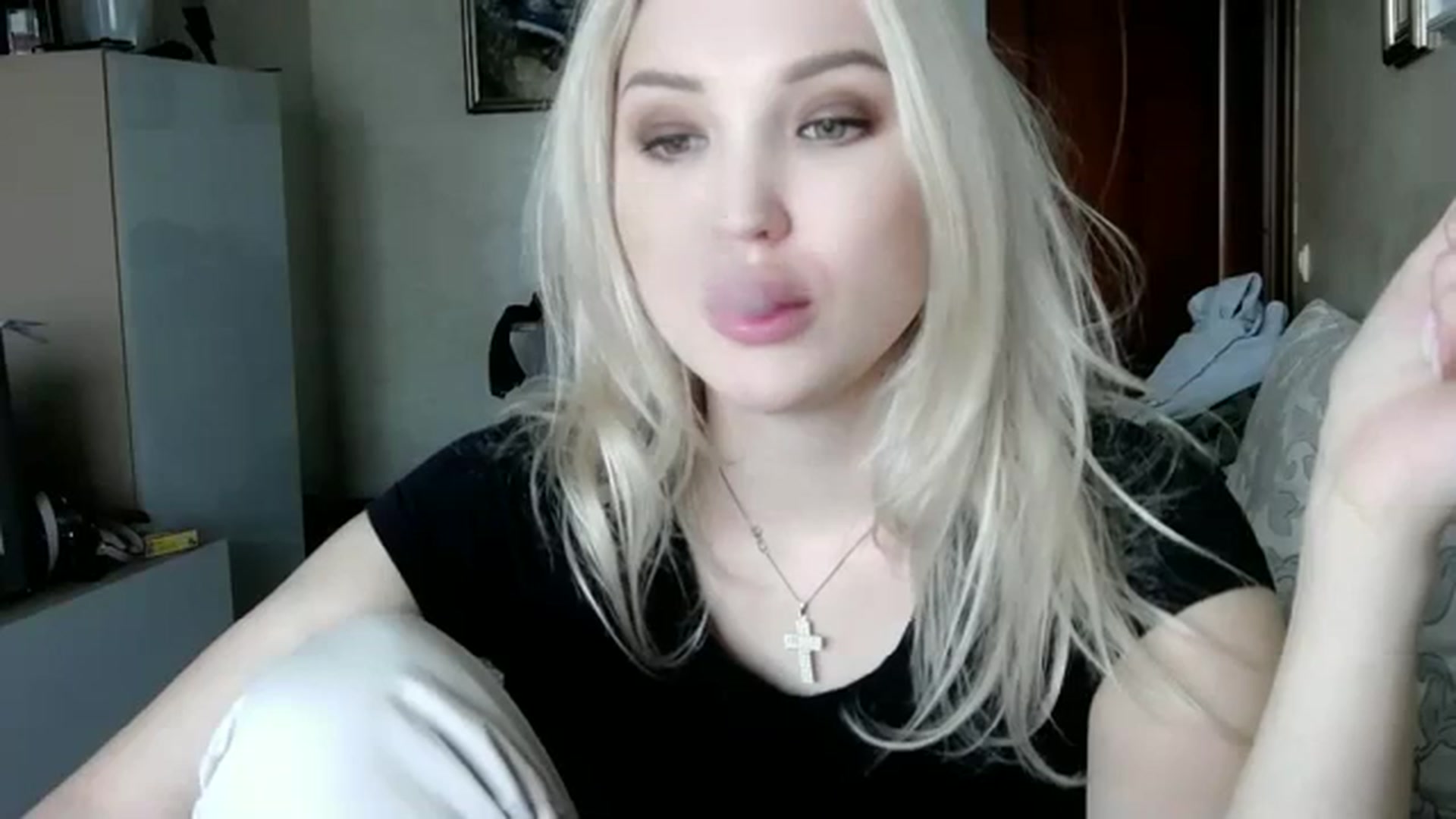 Gallery image thumbnail from Ashley_cutie_'s myfreecams stream on, 08/24/2023, 07:04 image 2 of 20