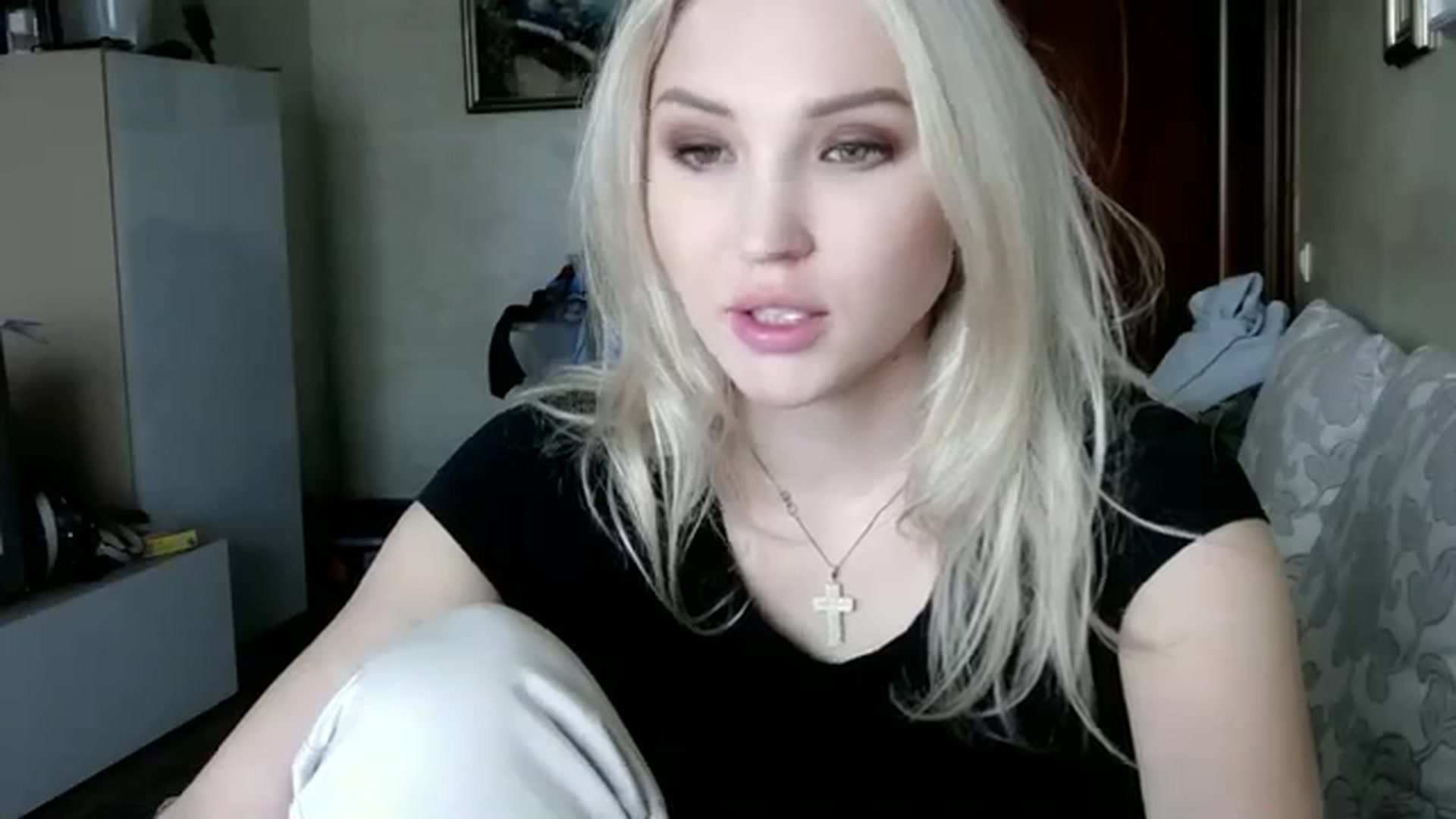 Gallery image thumbnail from Ashley_cutie_'s myfreecams stream on, 08/24/2023, 07:04 image 3 of 20
