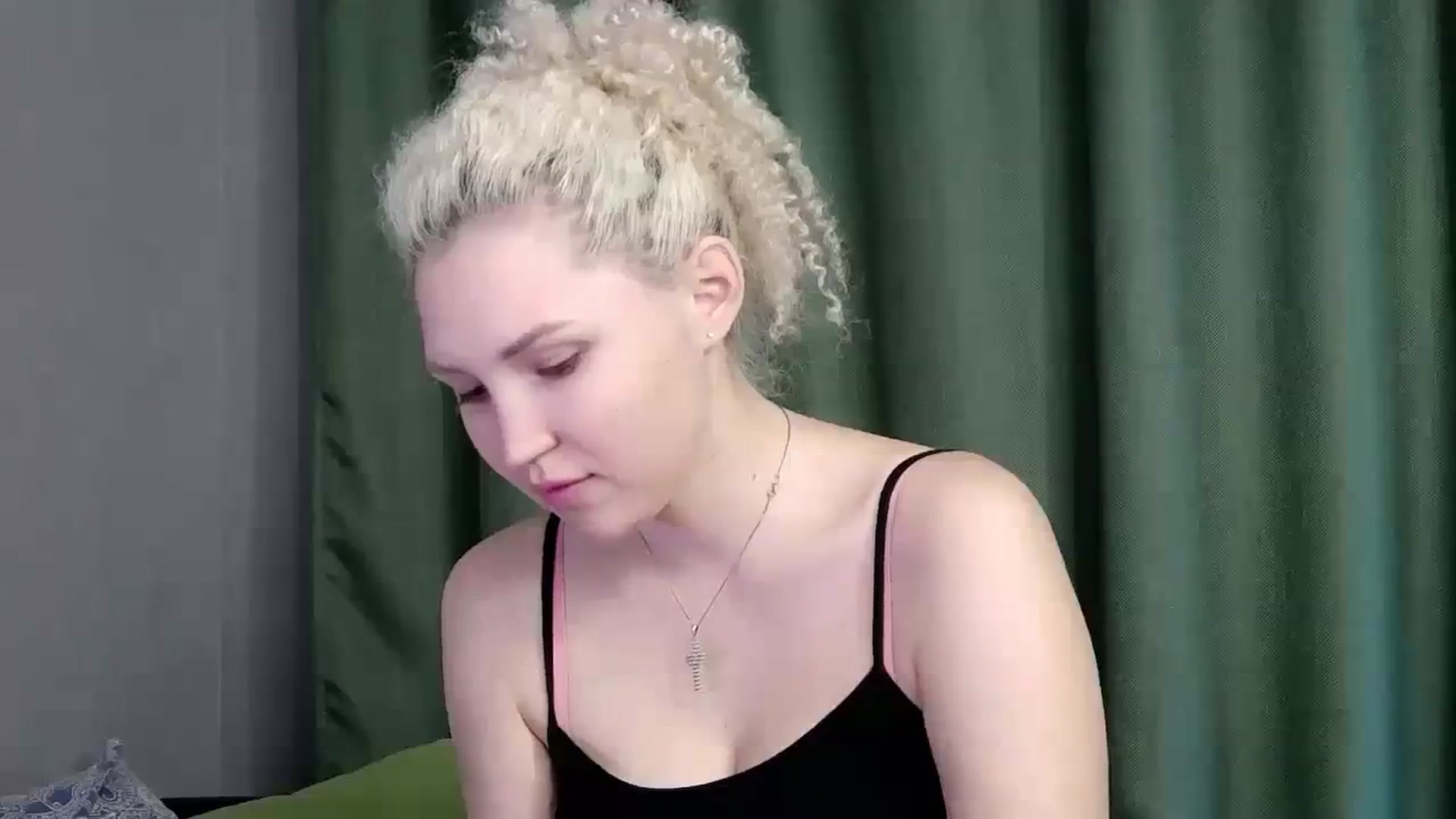 Gallery image thumbnail from Ashley_cutie_'s myfreecams stream on, 09/14/2023, 07:42 image 8 of 20