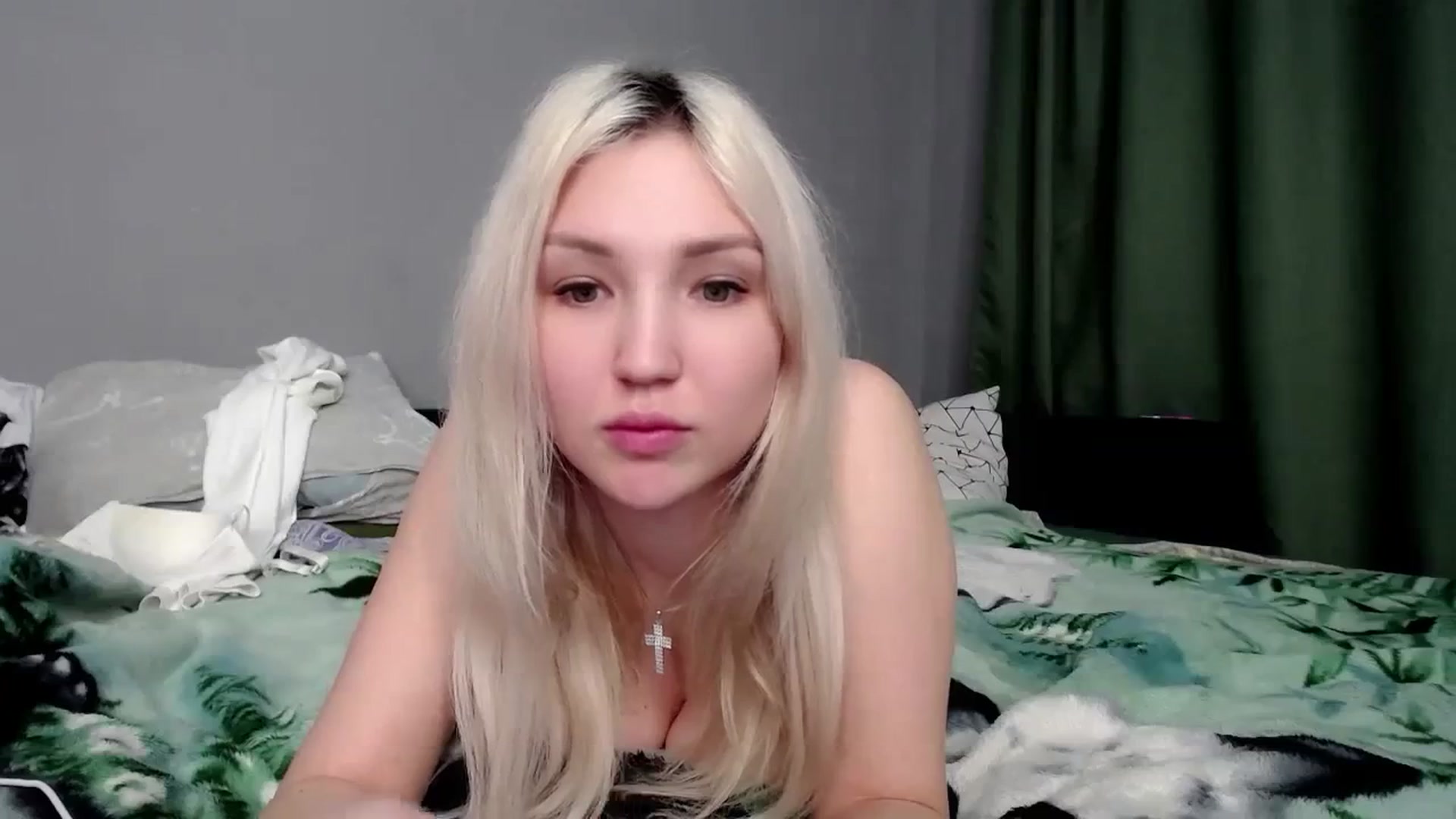 Gallery image thumbnail from Ashley_cutie_'s myfreecams stream on, 10/18/2023, 09:36 image 18 of 20