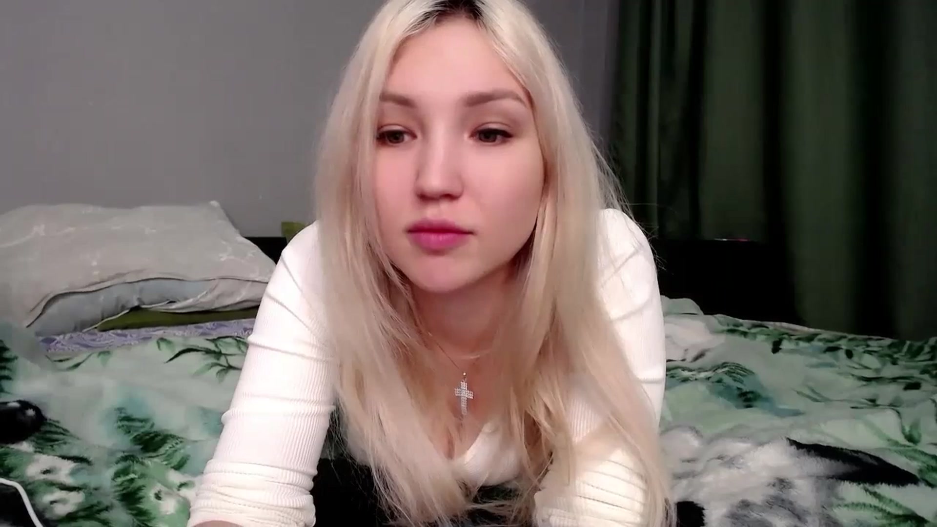 Gallery image thumbnail from Ashley_cutie_'s myfreecams stream on, 10/18/2023, 09:36 image 3 of 20