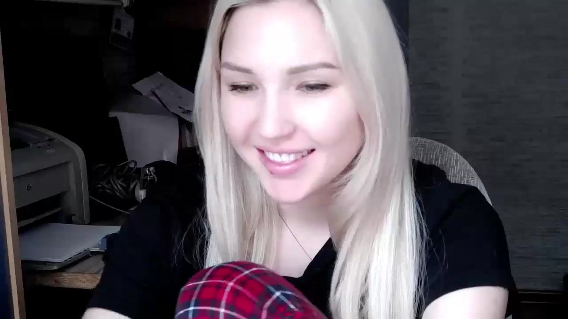 Gallery image thumbnail from Ashley_cutie_'s myfreecams stream on, 11/08/2023, 08:40 image 7 of 20