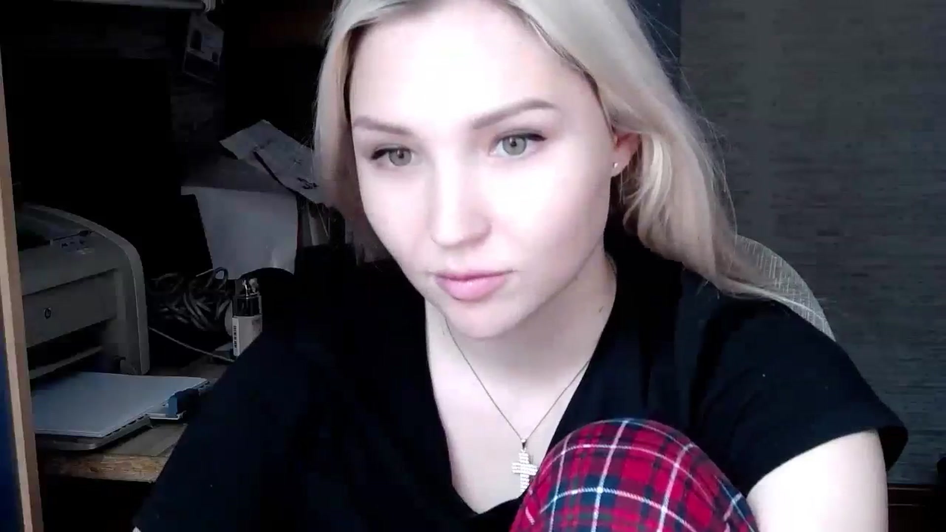 Gallery image thumbnail from Ashley_cutie_'s myfreecams stream on, 11/08/2023, 08:40 image 3 of 20