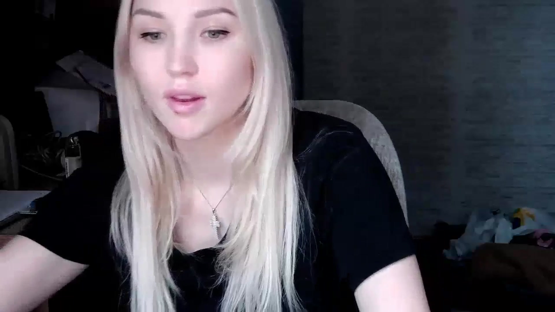 Gallery image thumbnail from Ashley_cutie_'s myfreecams stream on, 11/08/2023, 08:40 image 17 of 20
