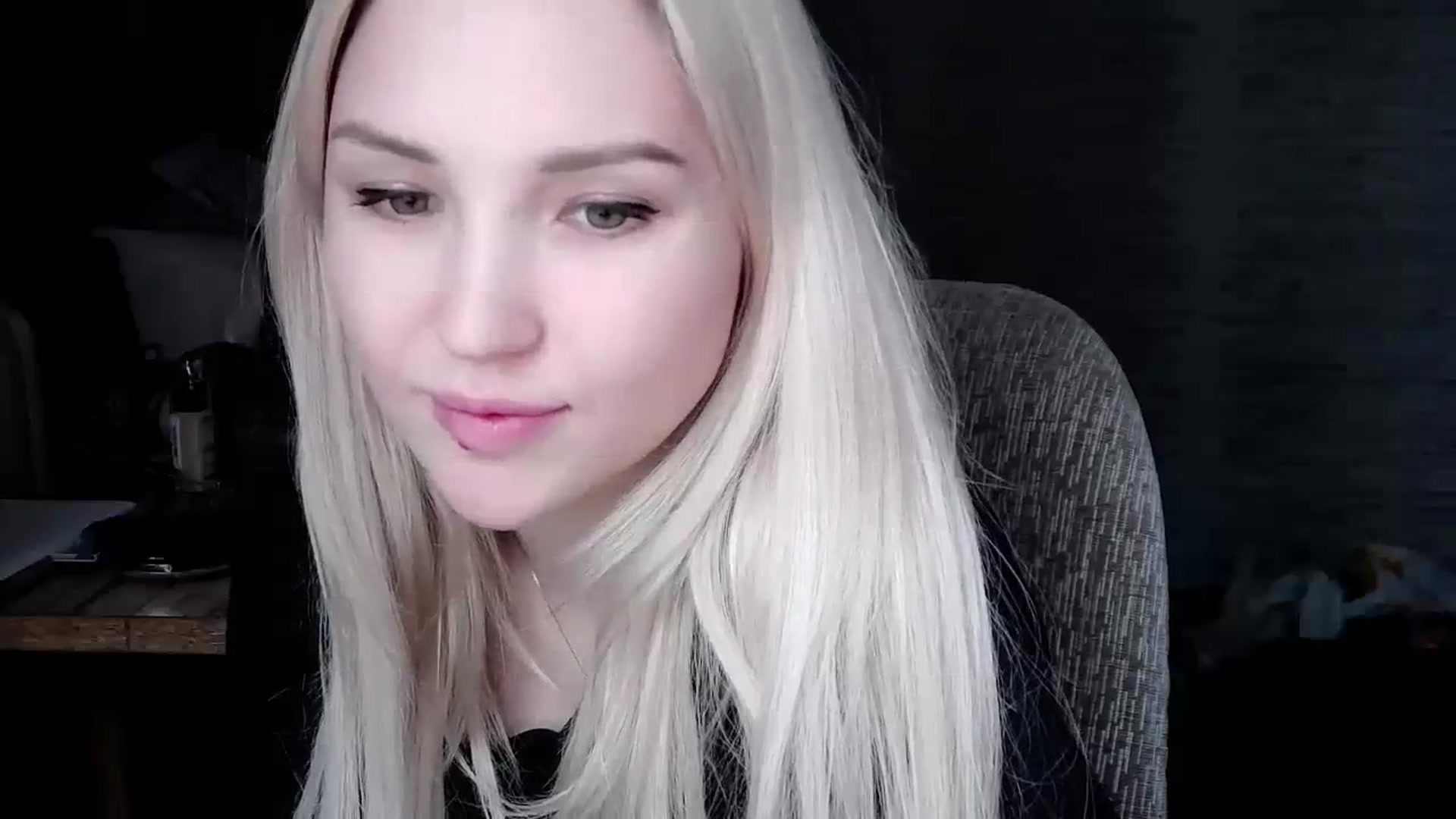 Gallery image thumbnail from Ashley_cutie_'s myfreecams stream on, 11/08/2023, 08:40 image 15 of 20