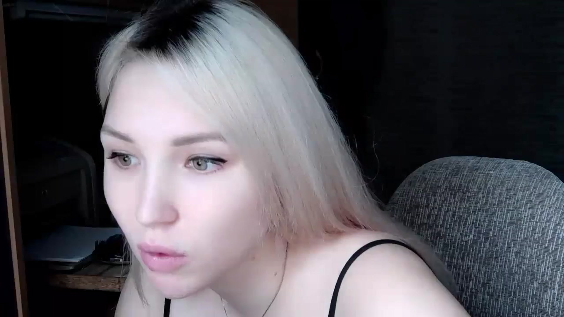 Gallery image thumbnail from Ashley_cutie_'s myfreecams stream on, 11/10/2023, 09:27 image 4 of 20