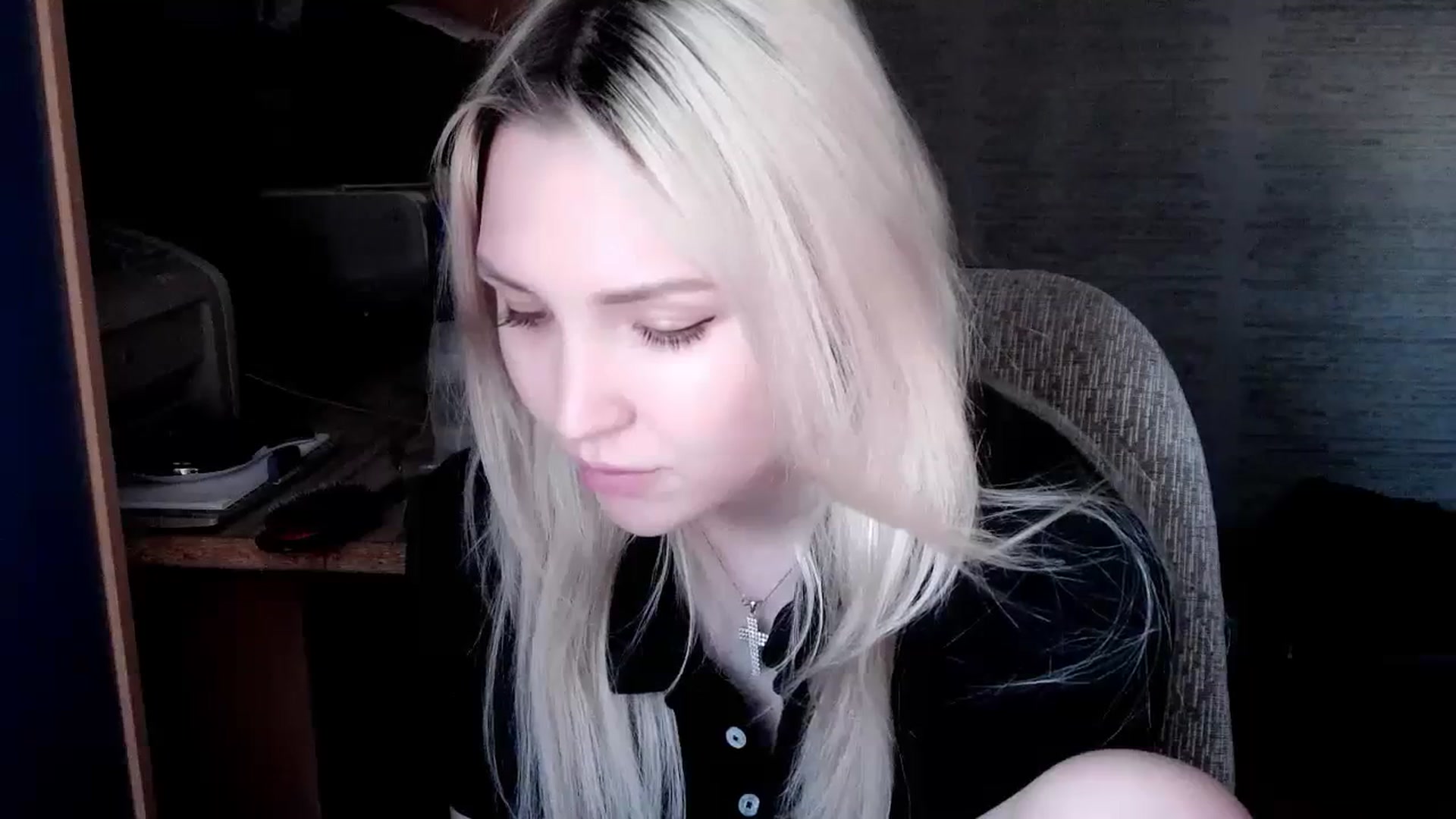 Gallery image thumbnail from Ashley_cutie_'s myfreecams stream on, 11/13/2023, 09:18 image 14 of 20