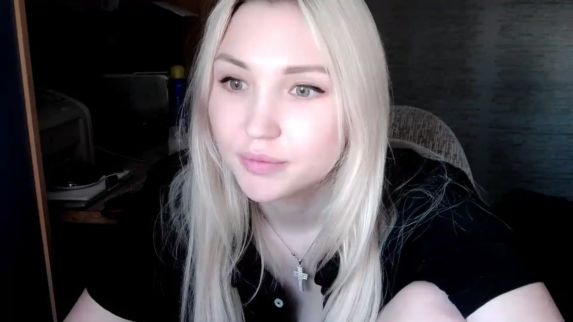Gallery image thumbnail from Ashley_cutie_'s myfreecams stream on, 11/13/2023, 09:18 image 9 of 20