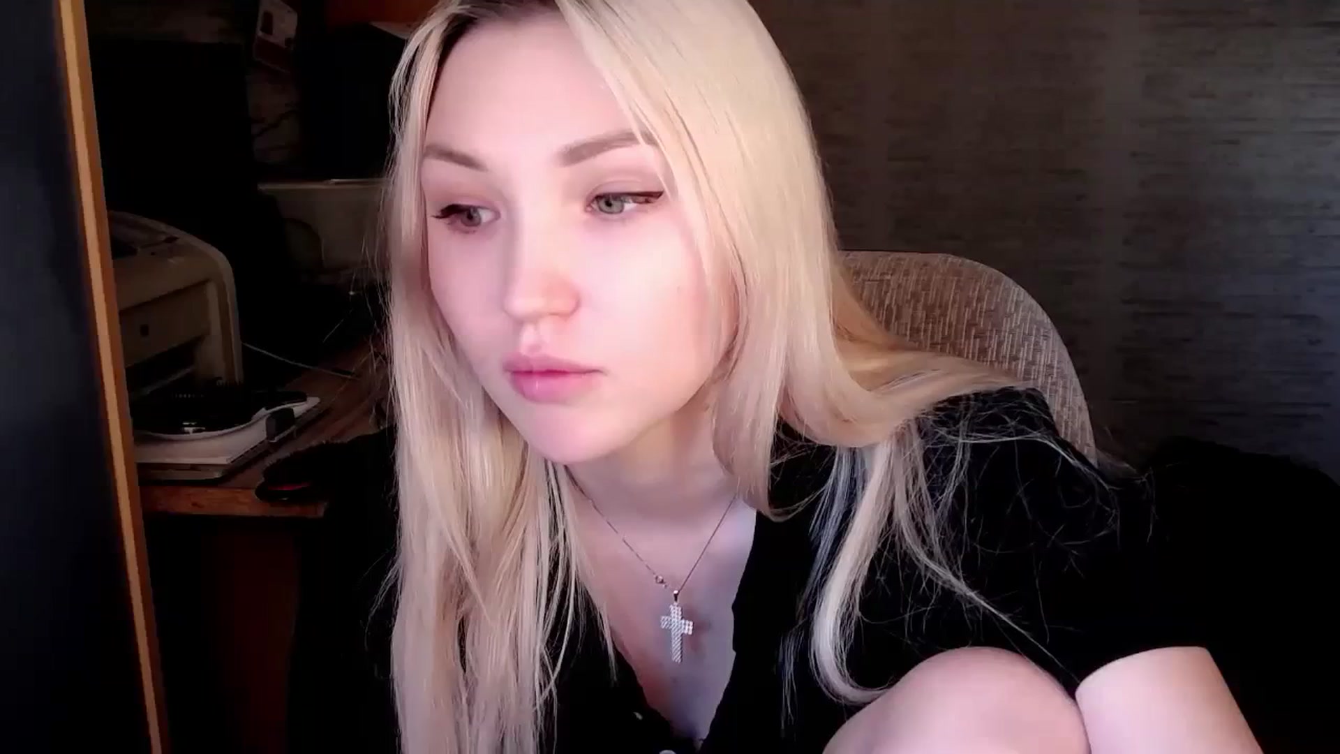 Gallery image thumbnail from Ashley_cutie_'s myfreecams stream on, 11/13/2023, 09:18 image 7 of 20