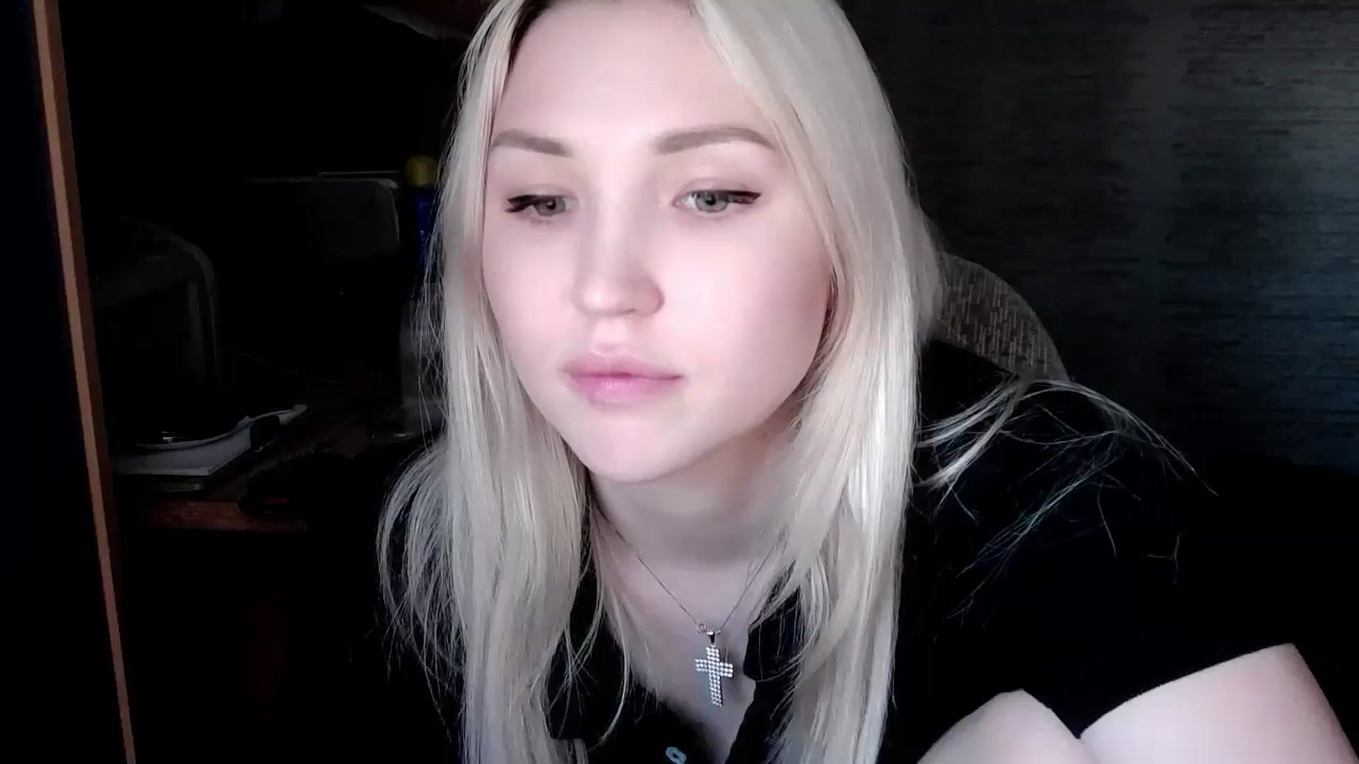 Gallery image thumbnail from Ashley_cutie_'s myfreecams stream on, 11/13/2023, 09:18 image 12 of 20