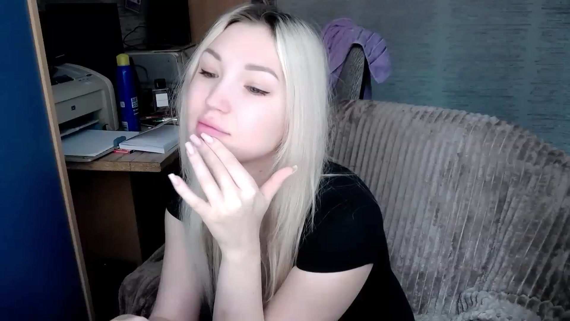 Gallery image thumbnail from Ashley_cutie_'s myfreecams stream on, 11/20/2023, 07:04 image 2 of 20