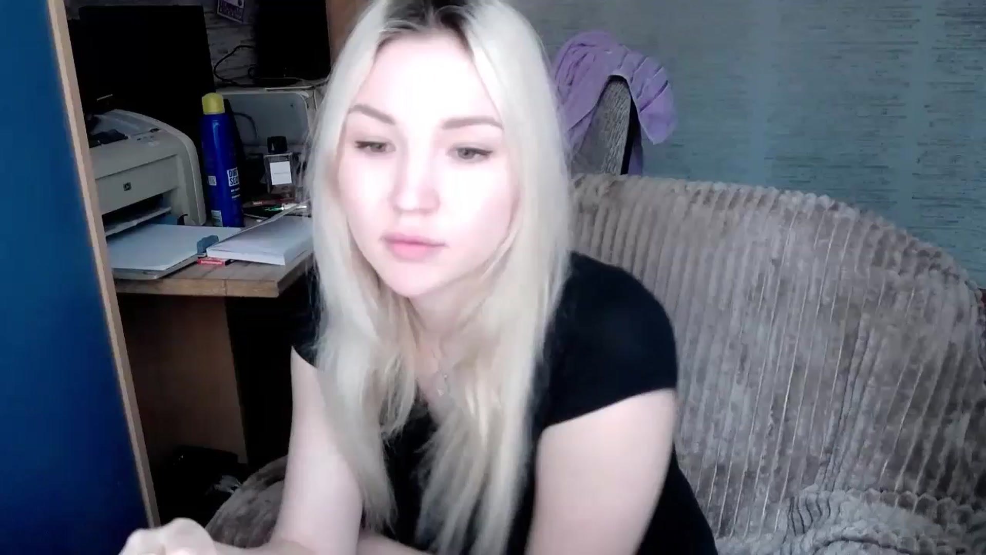 Gallery image thumbnail from Ashley_cutie_'s myfreecams stream on, 11/20/2023, 07:04 image 10 of 20