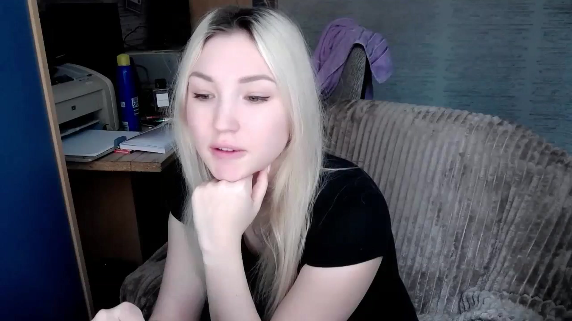 Gallery image thumbnail from Ashley_cutie_'s myfreecams stream on, 11/20/2023, 07:04 image 5 of 20