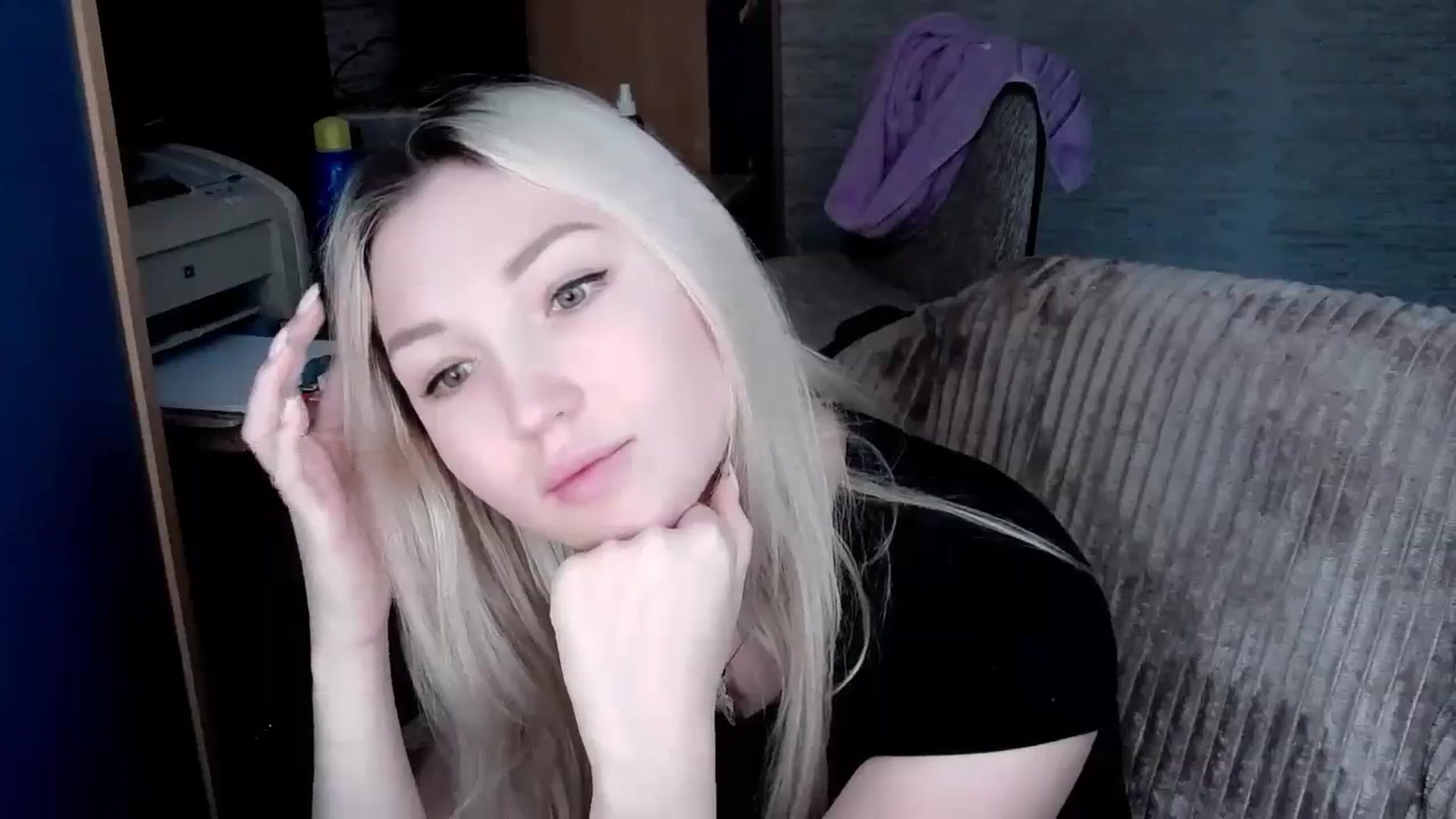 Gallery image thumbnail from Ashley_cutie_'s myfreecams stream on, 11/20/2023, 08:19 image 17 of 20