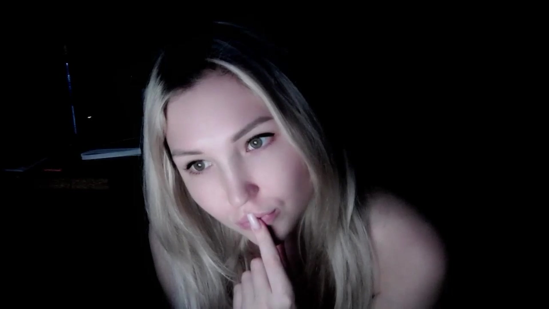 Gallery image thumbnail from Ashley_cutie_'s myfreecams stream on, 11/22/2023, 09:32 image 19 of 20