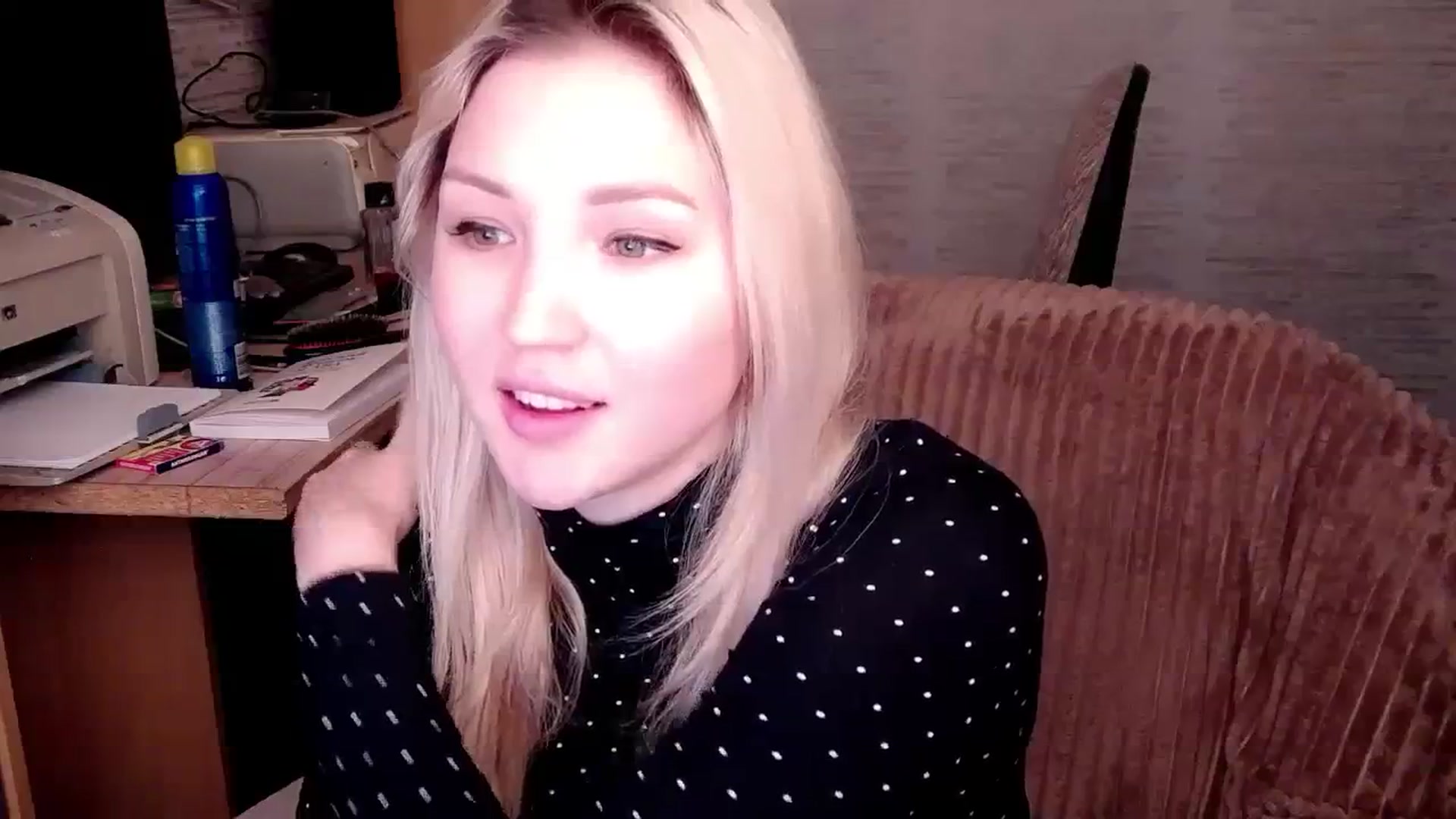 Gallery image thumbnail from Ashley_cutie_'s myfreecams stream on, 11/23/2023, 08:39 image 4 of 20