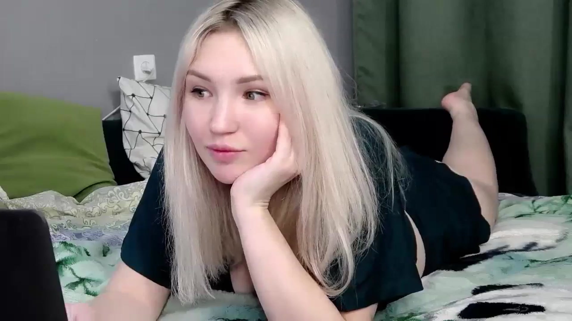 Gallery image thumbnail from Ashley_cutie_'s myfreecams stream on, 12/09/2023, 12:14 image 5 of 20