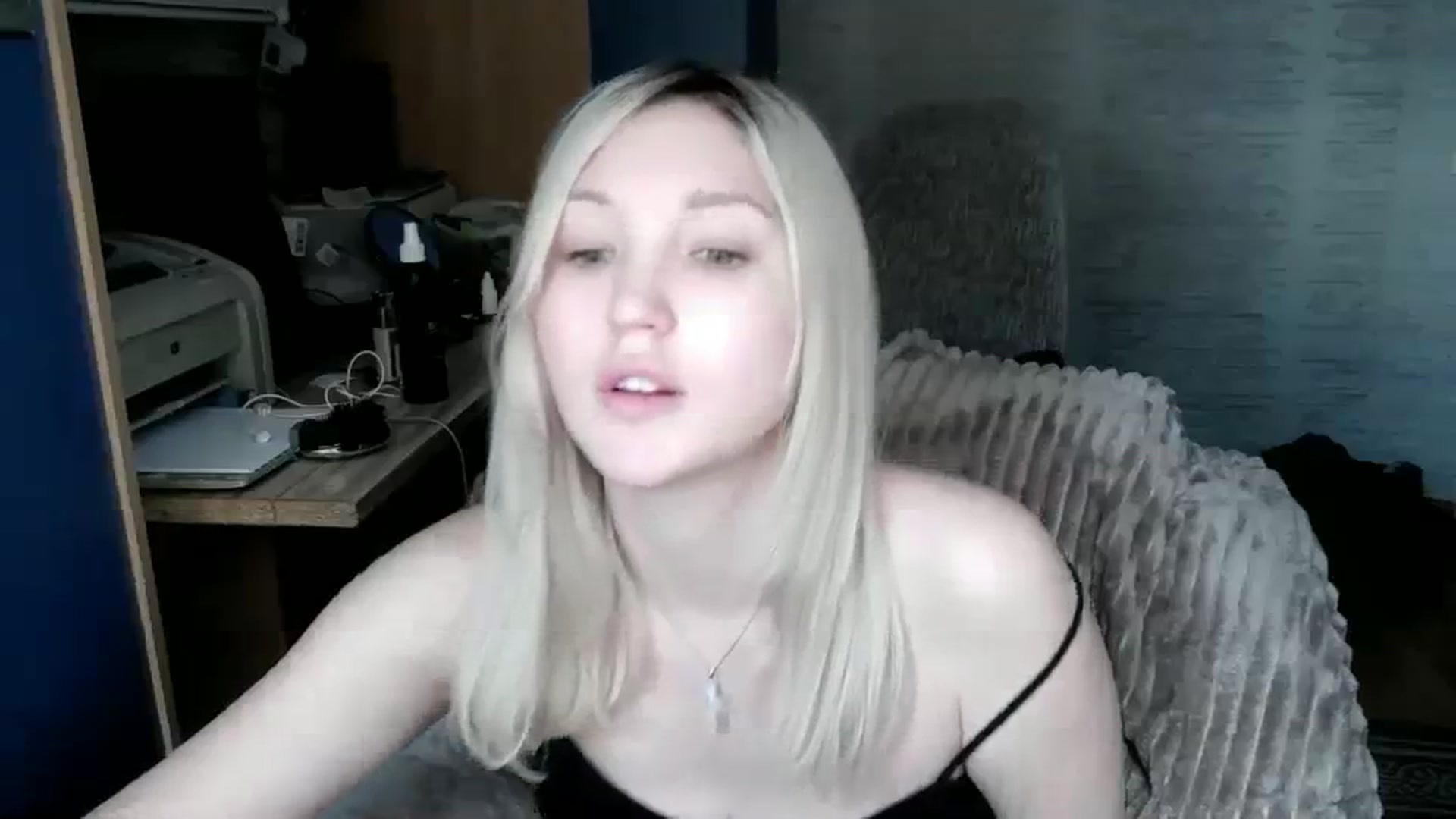 Gallery image thumbnail from Ashley_cutie_'s myfreecams stream on, 12/25/2023, 08:25 image 4 of 20