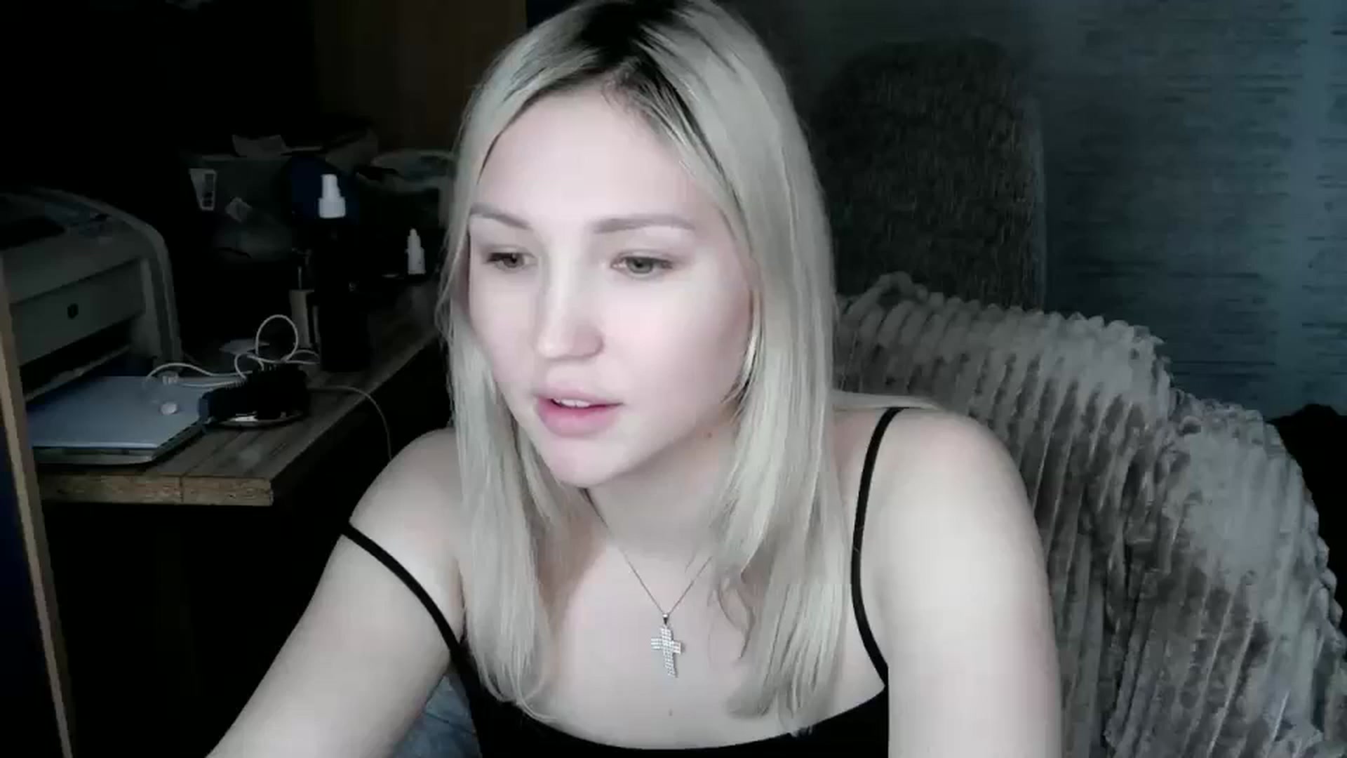Gallery image thumbnail from Ashley_cutie_'s myfreecams stream on, 12/25/2023, 08:25 image 9 of 20