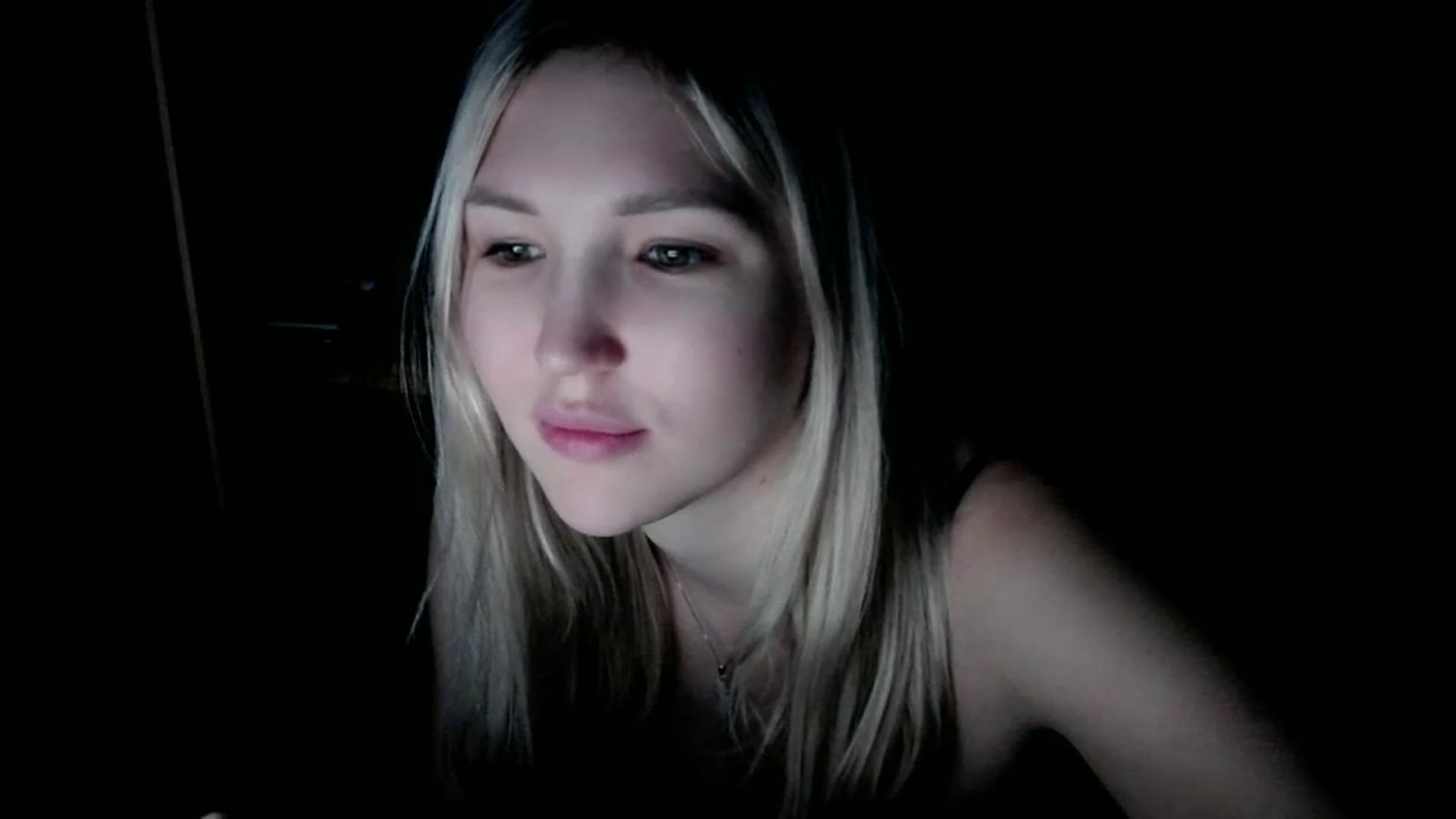 Gallery image thumbnail from Ashley_cutie_'s myfreecams stream on, 12/25/2023, 09:42 image 7 of 20