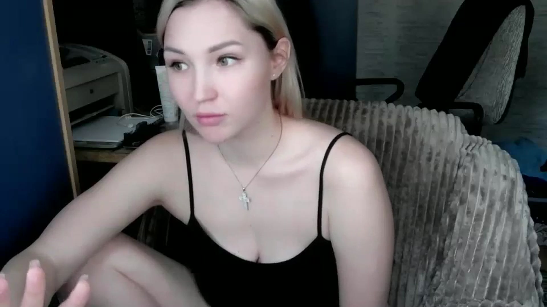 Gallery image thumbnail from Ashley_cutie_'s myfreecams stream on, 12/26/2023, 07:32 image 13 of 20