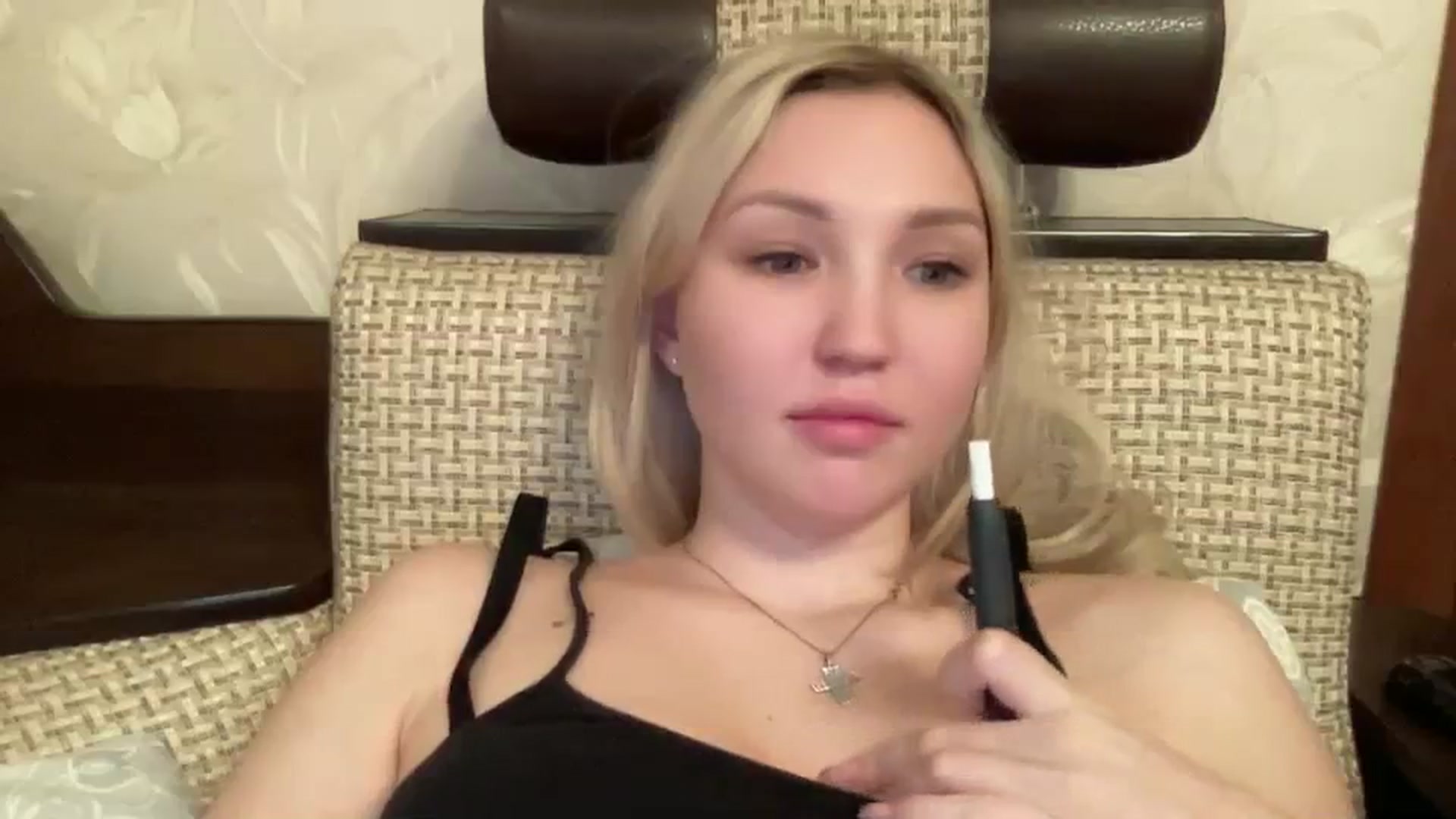 Gallery image thumbnail from Ashley_cutie_'s myfreecams stream on, 12/28/2023, 14:30 image 7 of 20