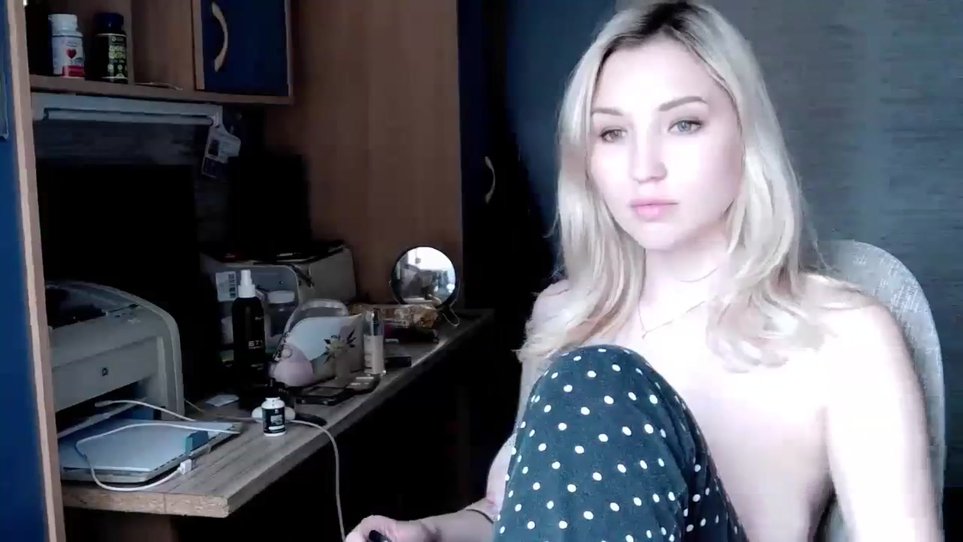 Gallery image thumbnail from Ashley_cutie_'s myfreecams stream on, 12/29/2023, 08:20 image 7 of 20