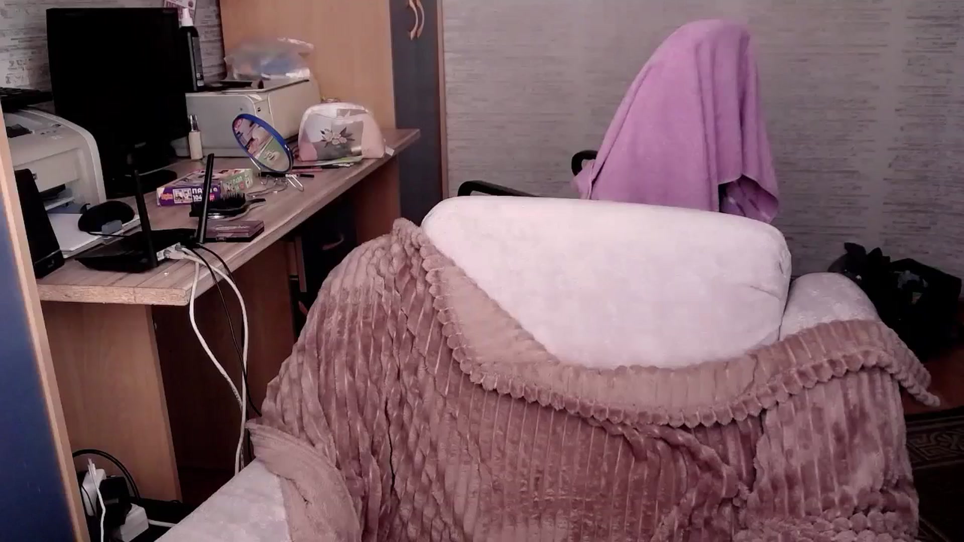 Gallery image thumbnail from Ashley_cutie_'s myfreecams stream on, 01/18/2024, 08:57 image 11 of 20