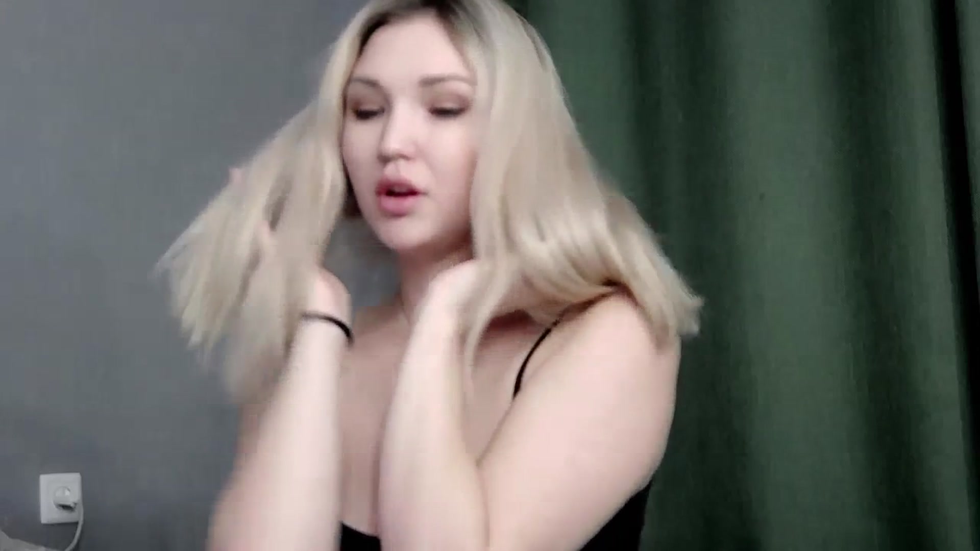 Gallery image thumbnail from Ashley_cutie_'s myfreecams stream on, 01/23/2024, 07:25 image 16 of 20