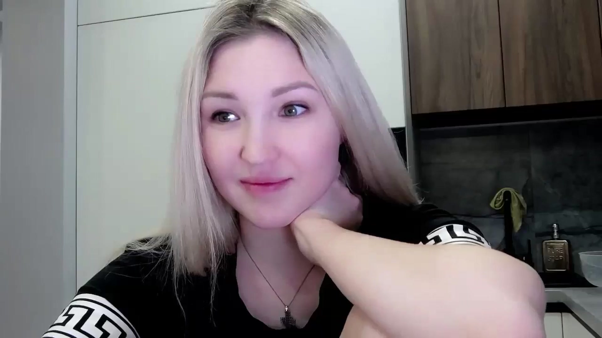 Gallery image thumbnail from Ashley_cutie_'s myfreecams stream on, 01/28/2024, 13:53 image 6 of 20