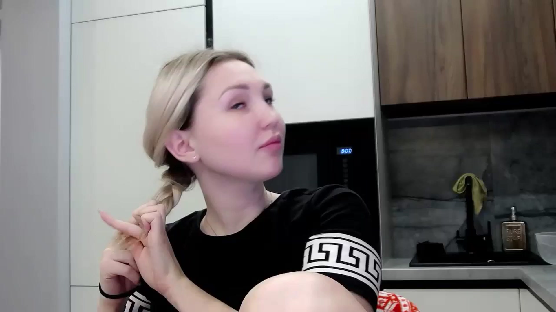 Gallery image thumbnail from Ashley_cutie_'s myfreecams stream on, 01/28/2024, 13:53 image 7 of 20