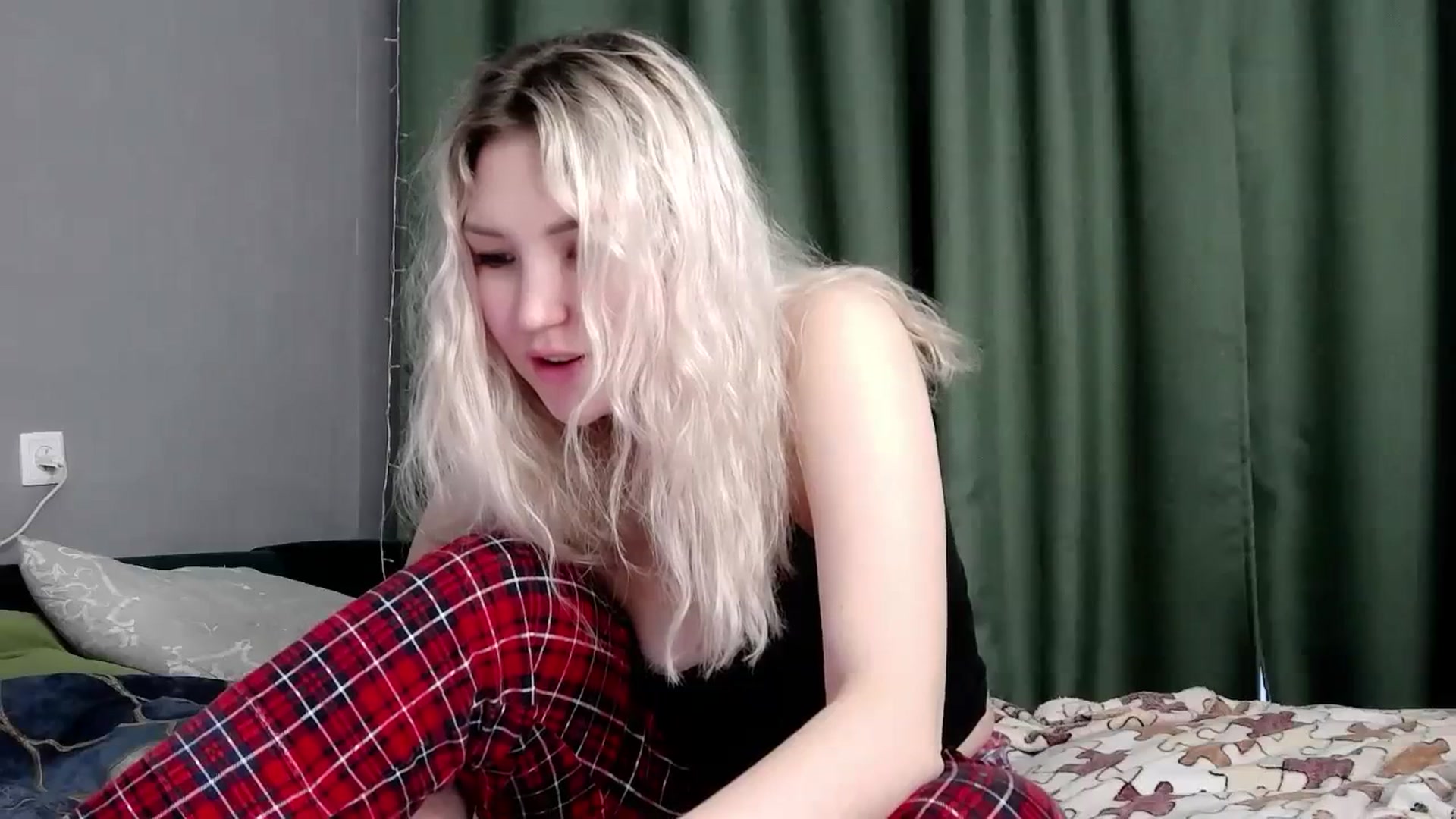 Gallery image thumbnail from Ashley_cutie_'s myfreecams stream on, 01/30/2024, 09:52 image 10 of 20