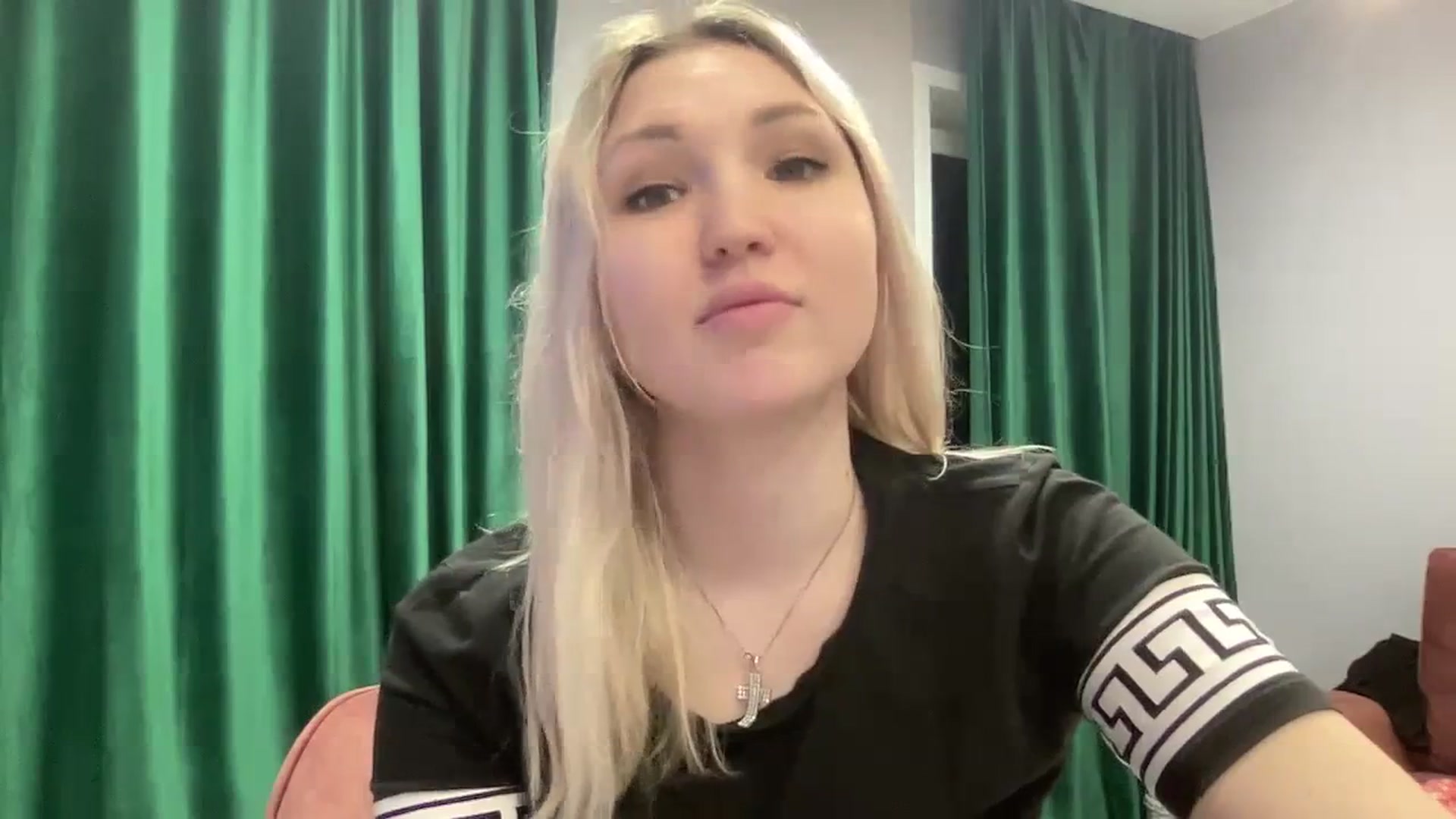 Gallery image thumbnail from Ashley_cutie_'s myfreecams stream on, 01/31/2024, 18:14 image 2 of 20