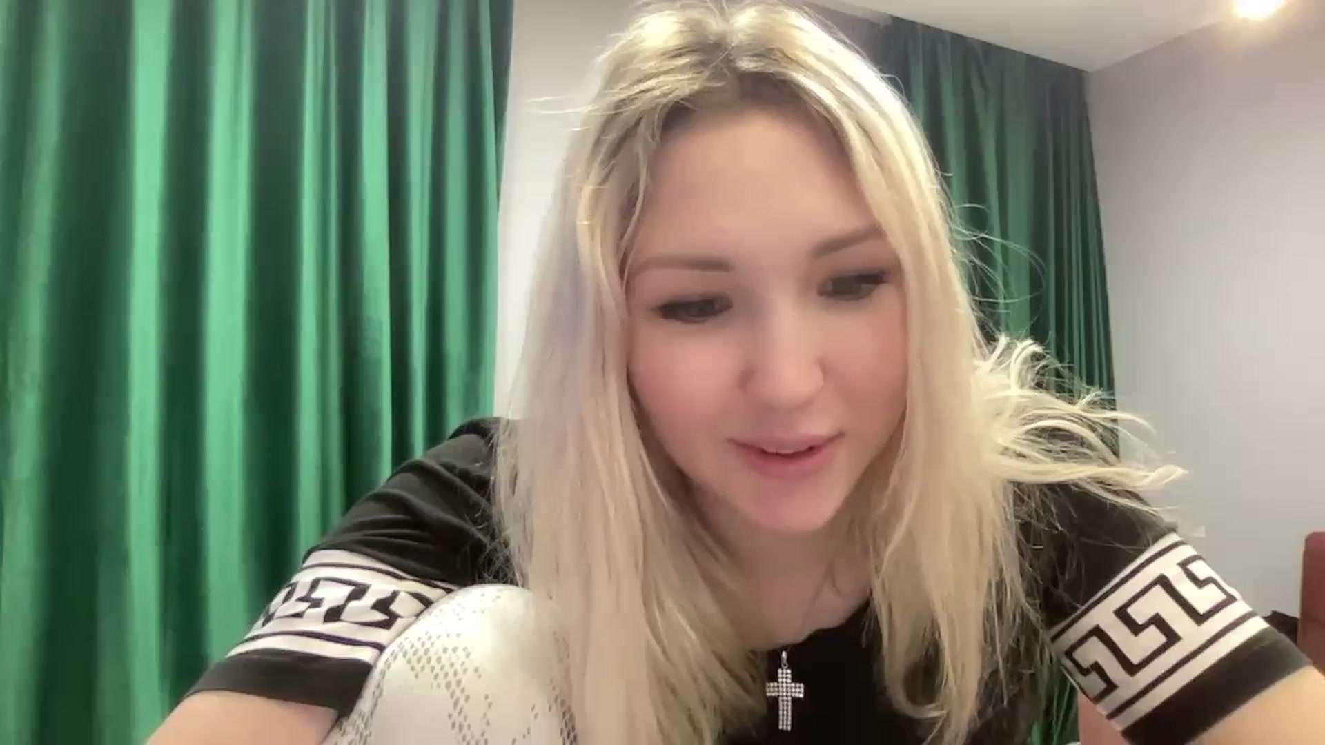 Gallery image thumbnail from Ashley_cutie_'s myfreecams stream on, 01/31/2024, 18:14 image 16 of 20