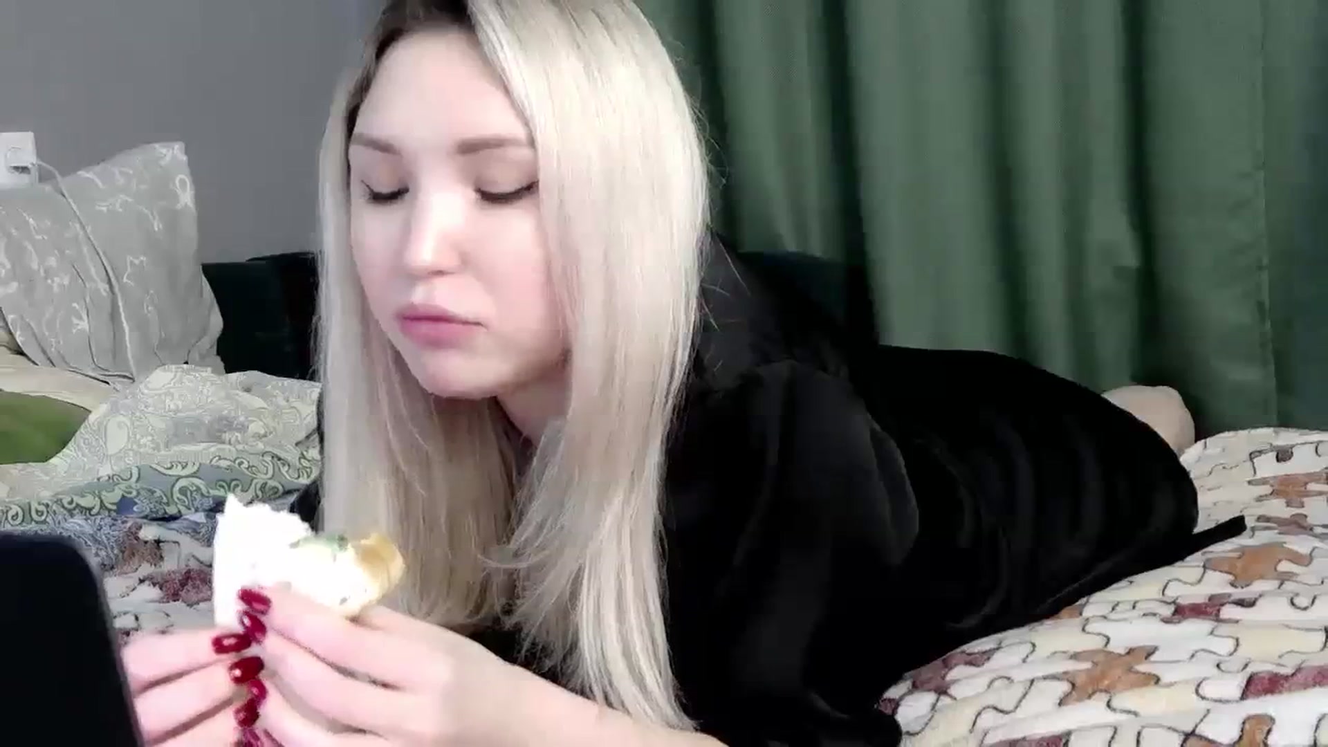 Gallery image thumbnail from Ashley_cutie_'s myfreecams stream on, 02/07/2024, 08:20 image 20 of 20