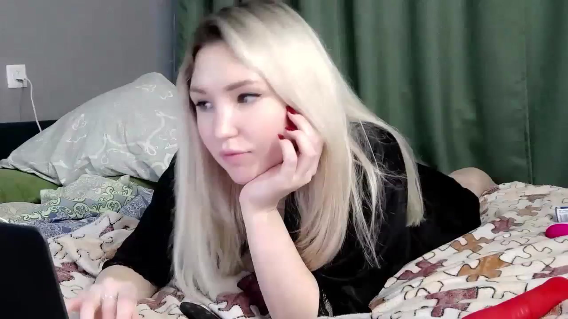 Gallery image thumbnail from Ashley_cutie_'s myfreecams stream on, 02/07/2024, 09:54 image 1 of 20