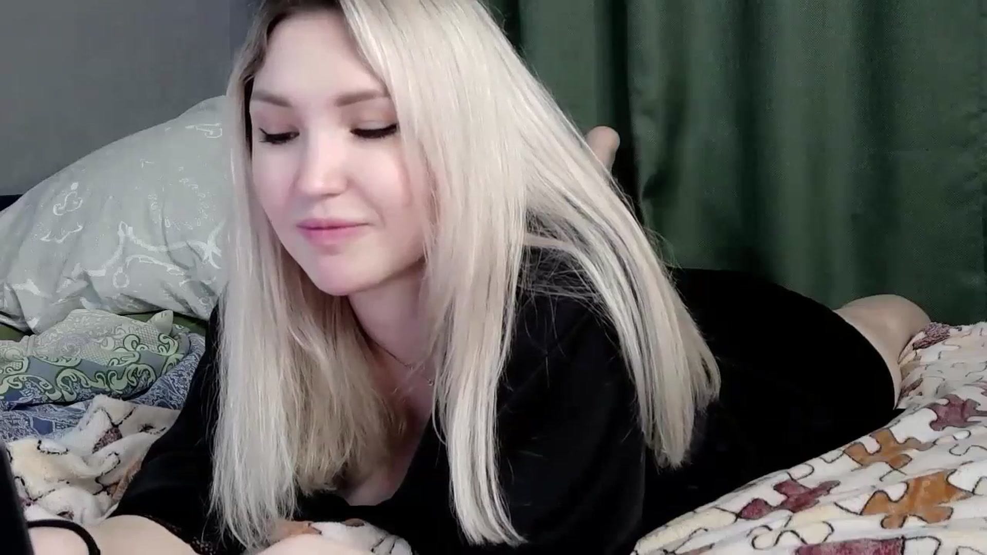 Gallery image thumbnail from Ashley_cutie_'s myfreecams stream on, 02/07/2024, 09:54 image 8 of 20