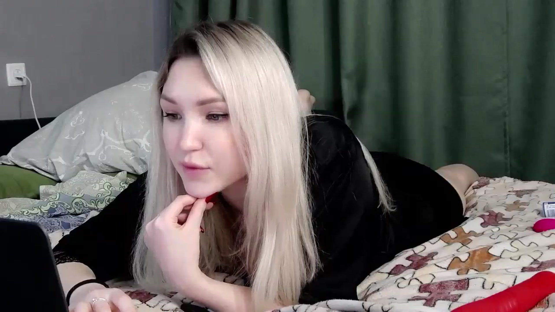 Gallery image thumbnail from Ashley_cutie_'s myfreecams stream on, 02/07/2024, 09:54 image 6 of 20