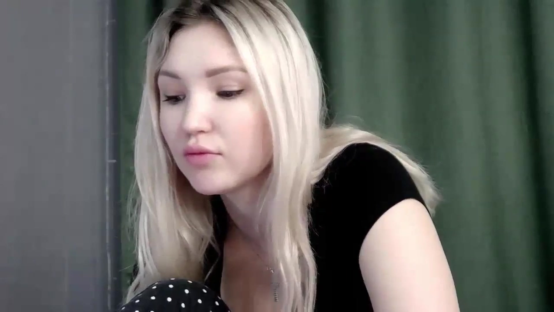 Gallery image thumbnail from Ashley_cutie_'s myfreecams stream on, 02/08/2024, 08:35 image 7 of 20