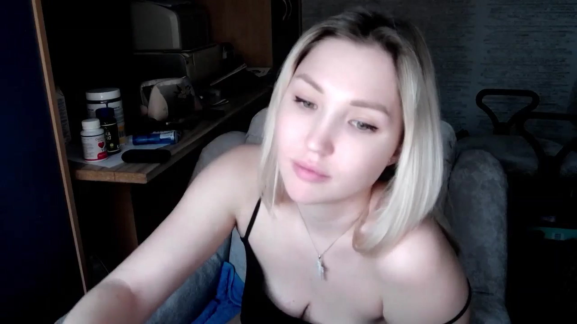 Gallery image thumbnail from Ashley_cutie_'s myfreecams stream on, 02/22/2024, 10:03 image 17 of 20