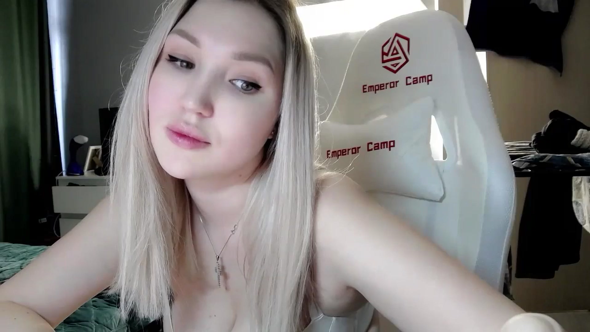 Gallery image thumbnail from Ashley_cutie_'s myfreecams stream on, 02/28/2024, 08:28 image 8 of 20