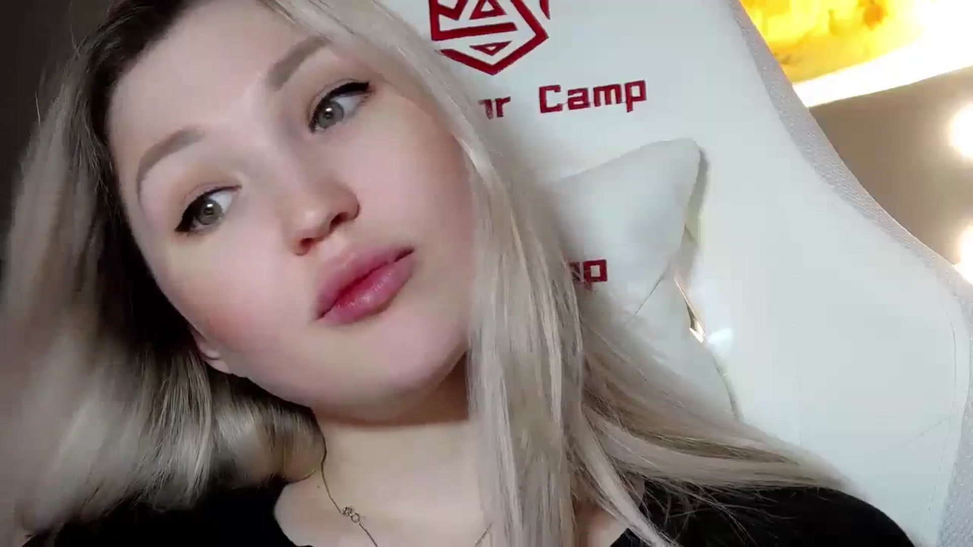 Gallery image thumbnail from Ashley_cutie_'s myfreecams stream on, 03/02/2024, 19:00 image 4 of 20