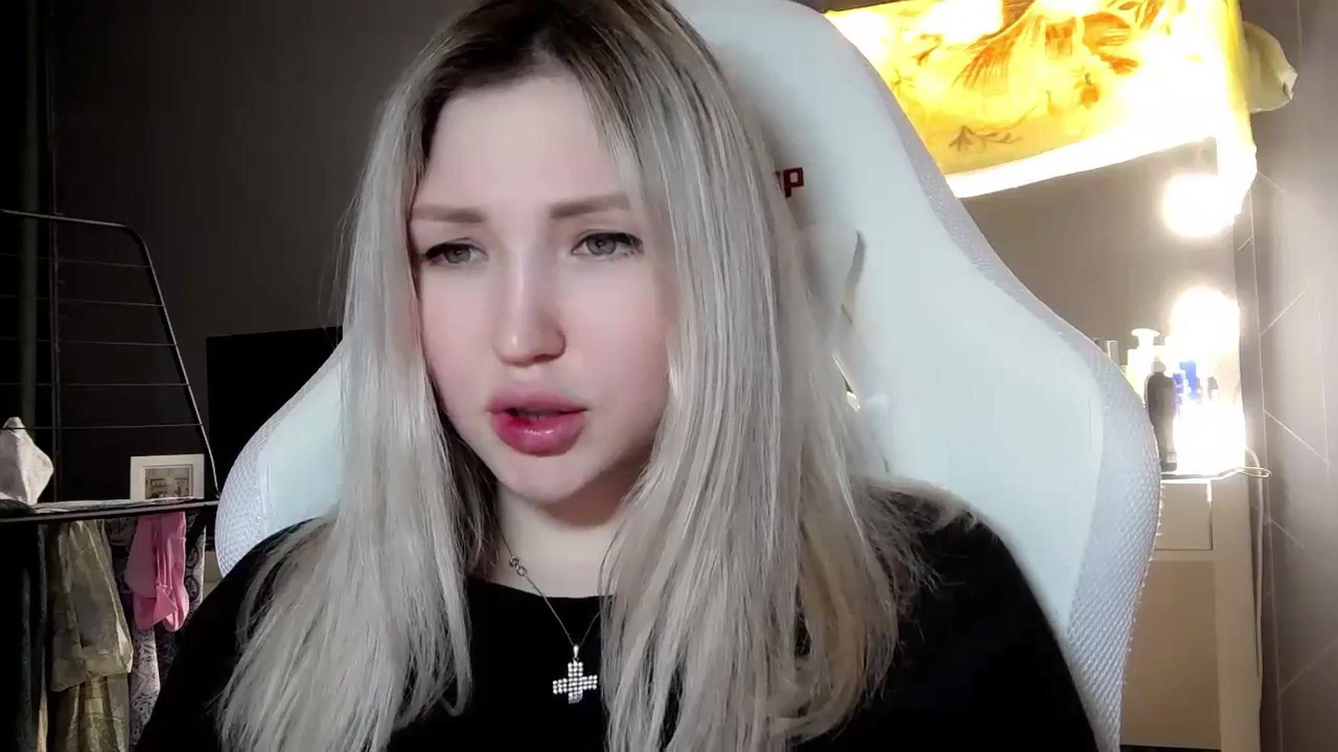 Gallery image thumbnail from Ashley_cutie_'s myfreecams stream on, 03/02/2024, 19:00 image 12 of 20