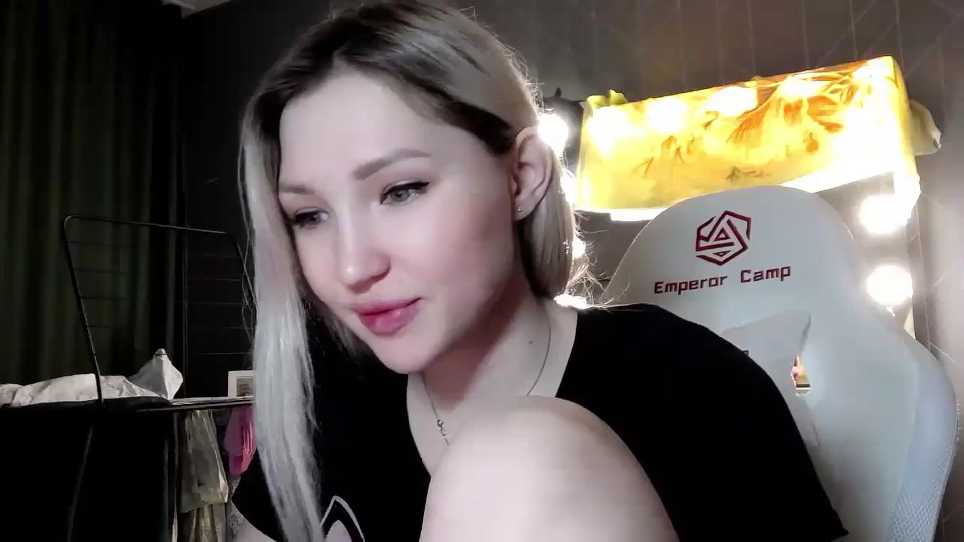 Gallery image thumbnail from Ashley_cutie_'s myfreecams stream on, 03/02/2024, 20:30 image 7 of 20
