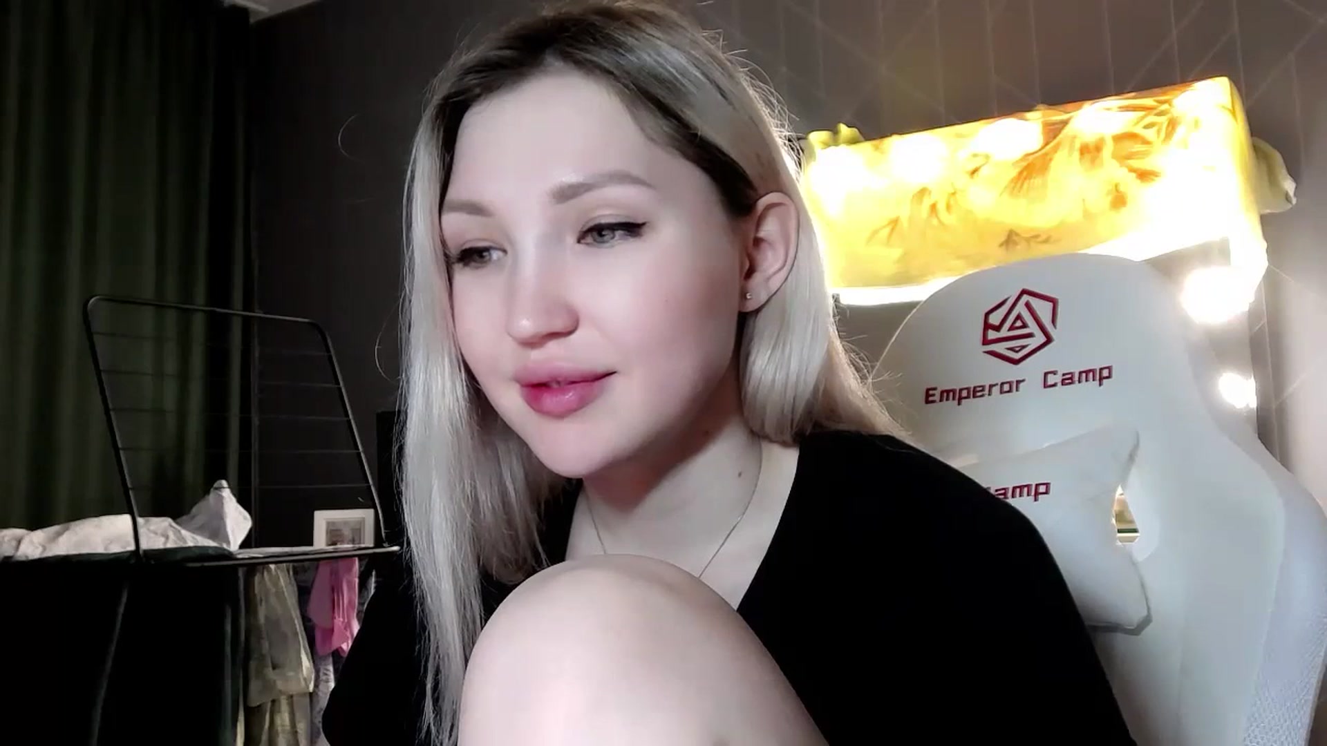Gallery image thumbnail from Ashley_cutie_'s myfreecams stream on, 03/02/2024, 20:30 image 11 of 20