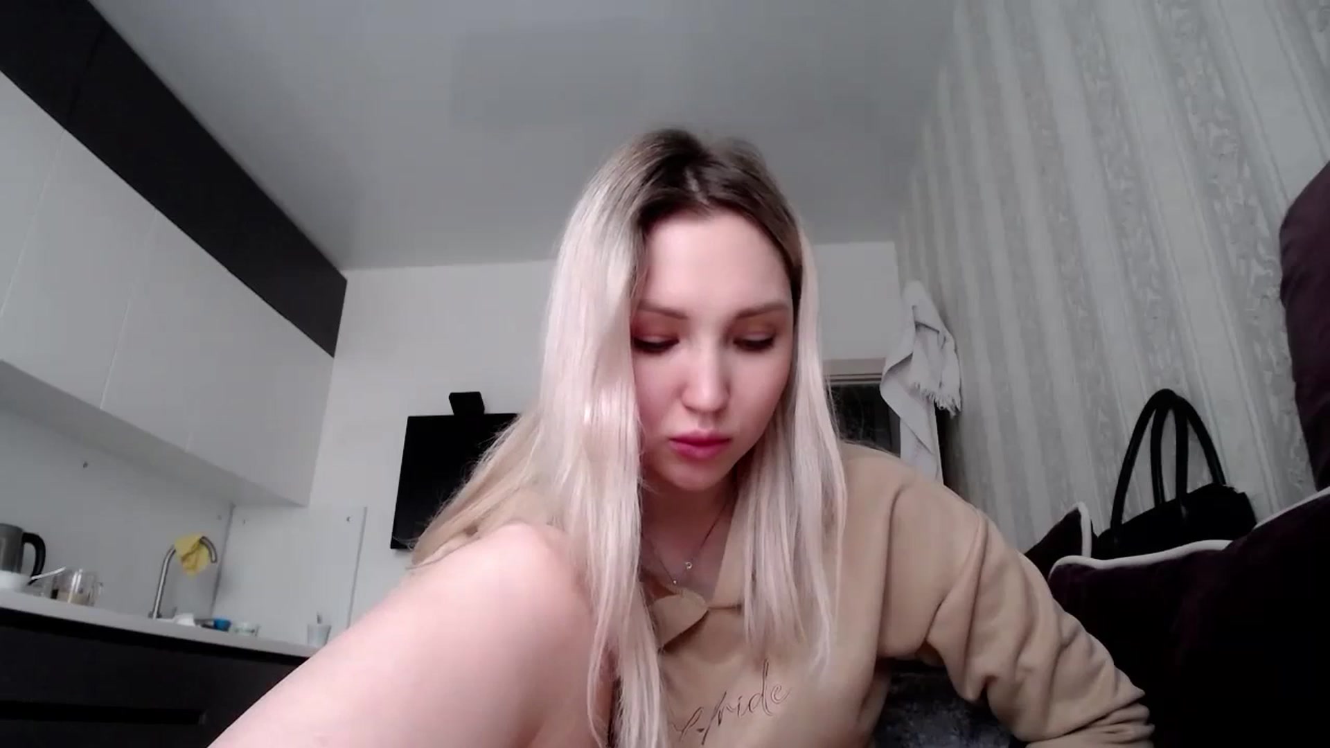 Gallery image thumbnail from Ashley_cutie_'s myfreecams stream on, 03/05/2024, 09:11 image 18 of 20