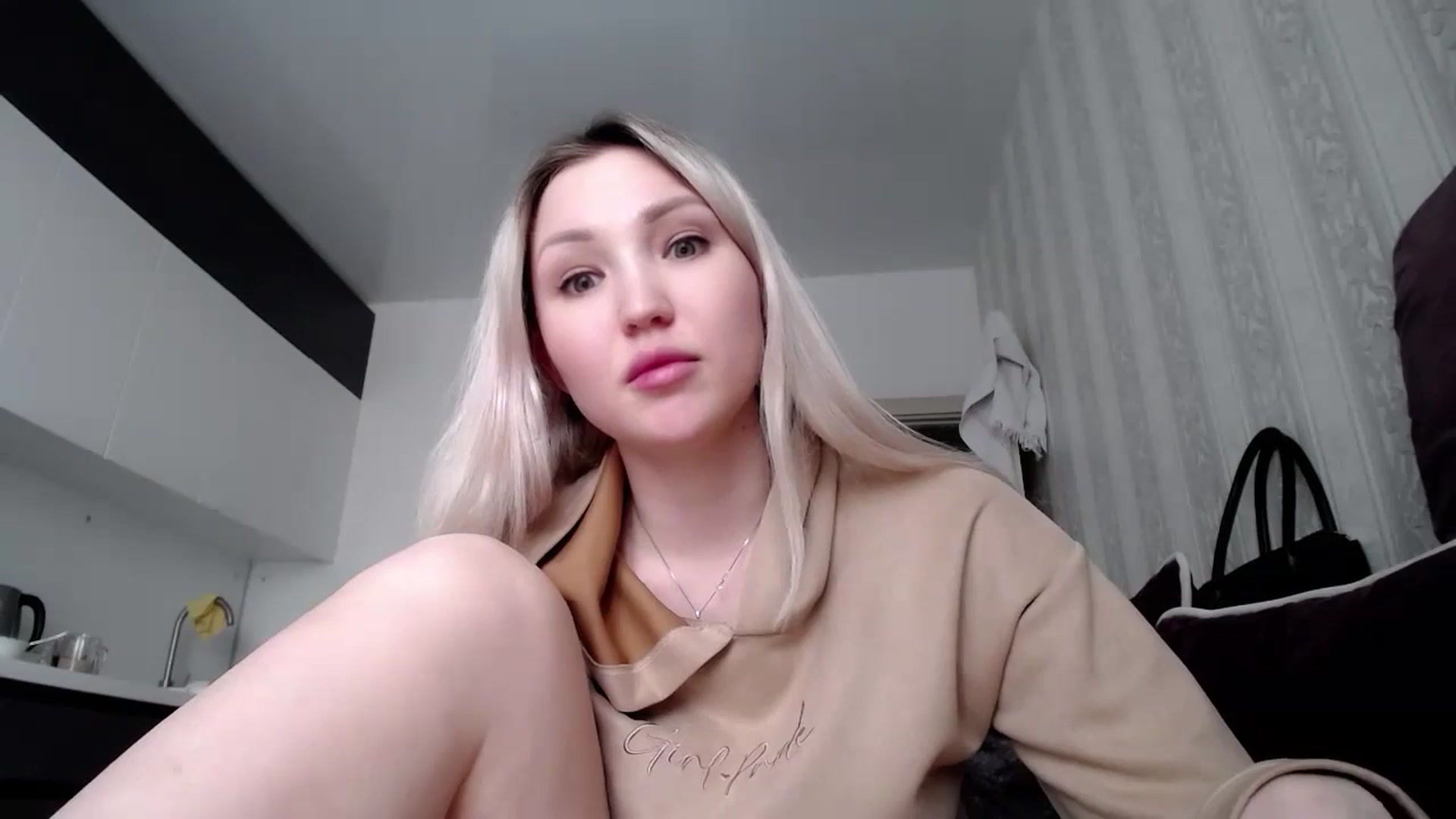 Gallery image thumbnail from Ashley_cutie_'s myfreecams stream on, 03/05/2024, 09:11 image 10 of 20